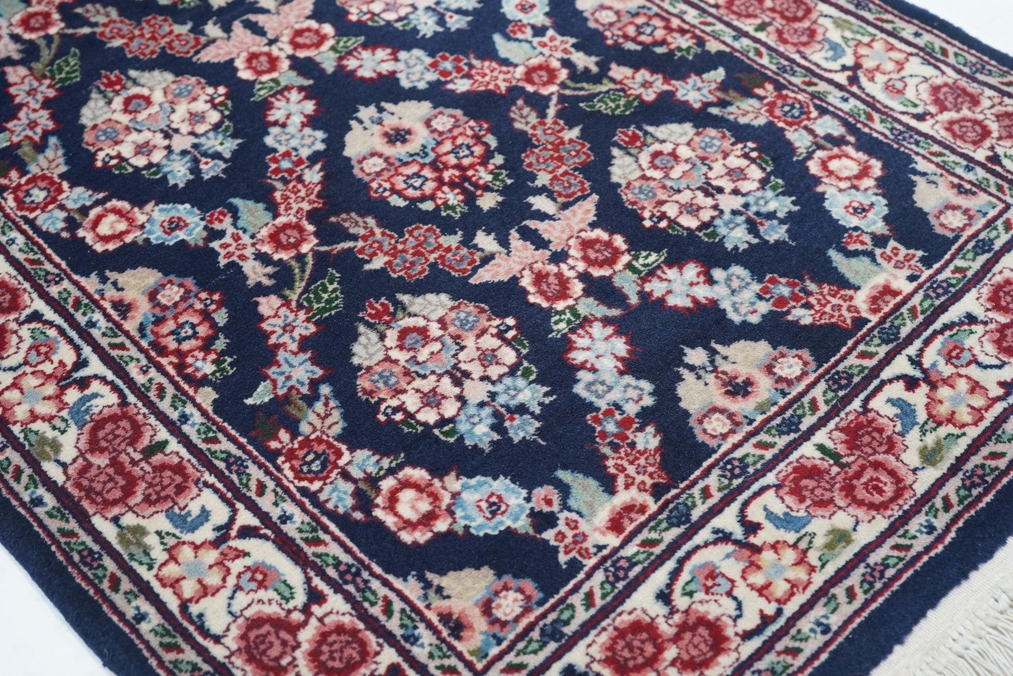 Sarouk Runner 2'6'' x 8'0'' In condizioni Nuovo in vendita a New York, NY