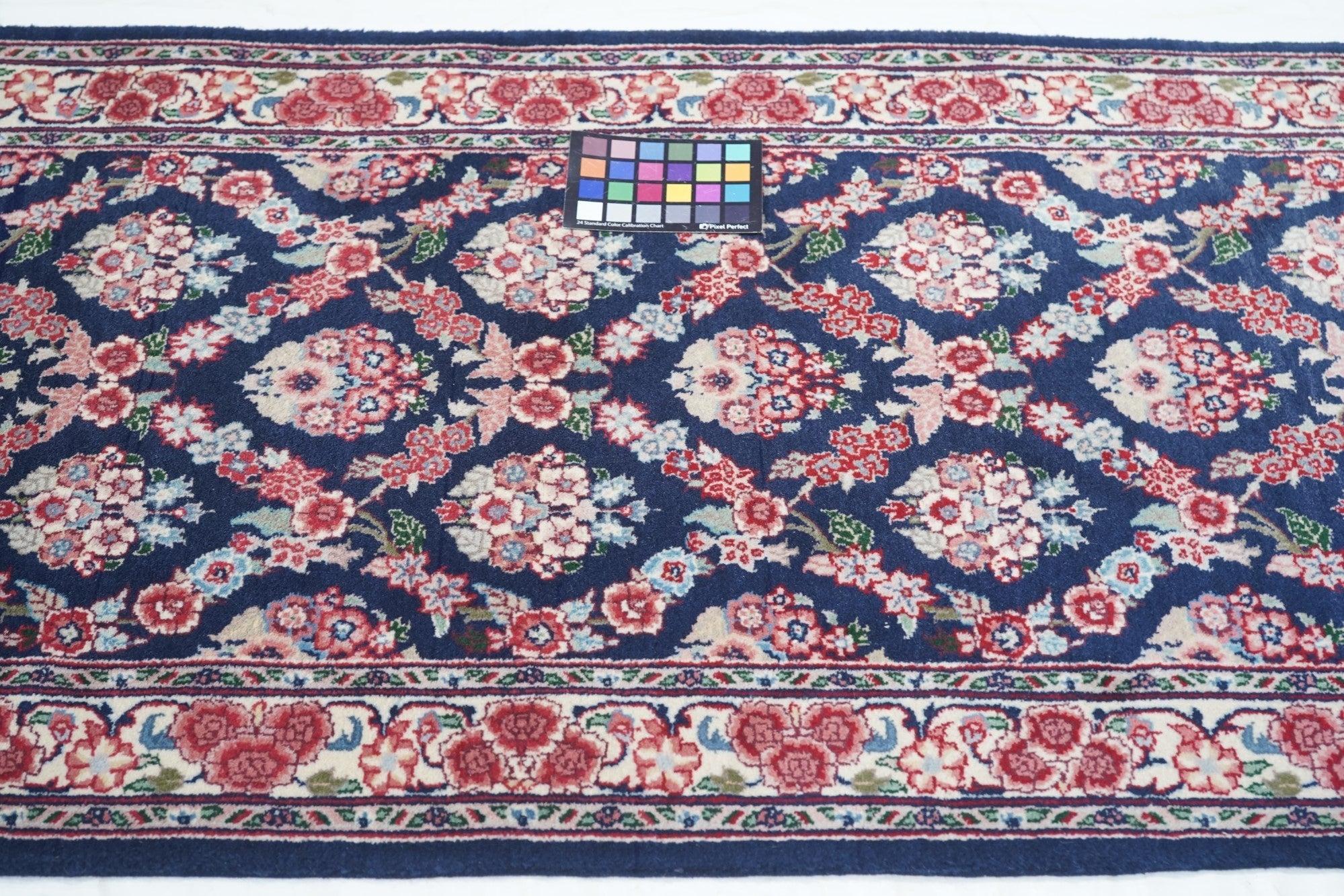 Sarouk Runner 2'6'' x 8'0'' in vendita 1