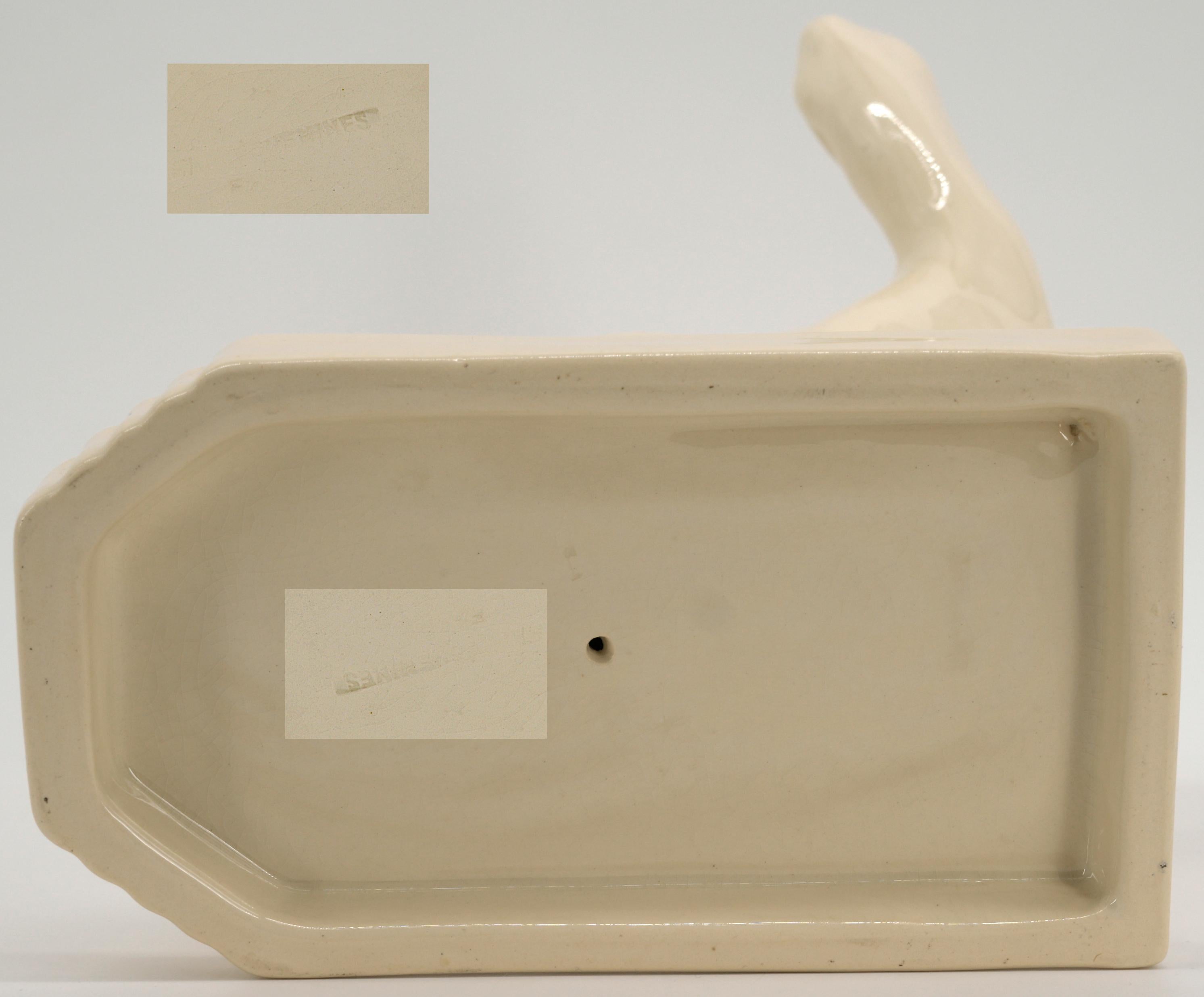 Signora in ceramica Art Deco con smalto a crepe di Sarreguemines, 1920 in vendita 2