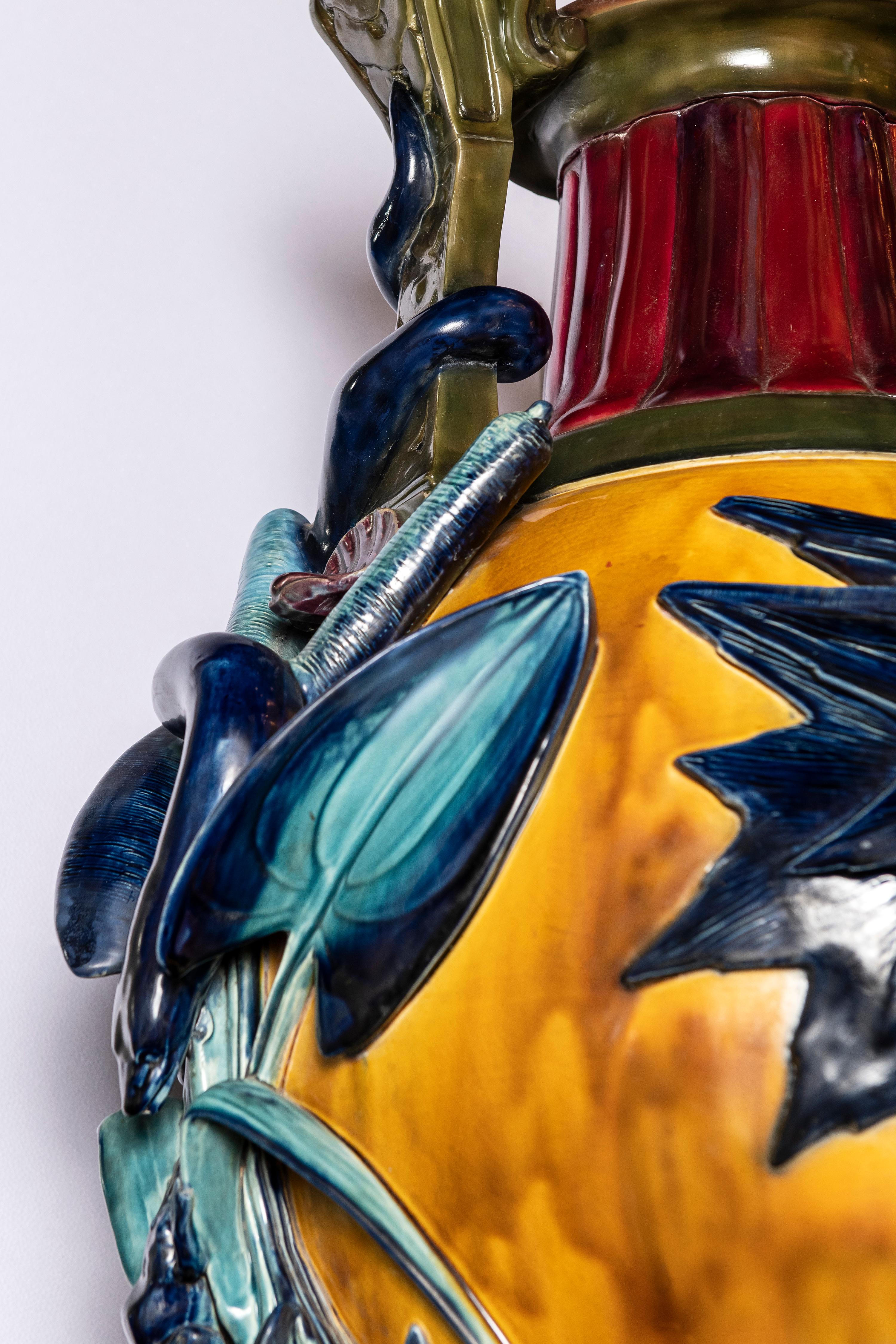 Vase en céramique de Sarreguemines:: période Art nouveau:: France:: vers 1890 Bon état - En vente à Buenos Aires, Buenos Aires