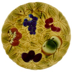 Sarreguemines French Faïence Majolica Mixed Fruit and Leaf Round Serving Platter