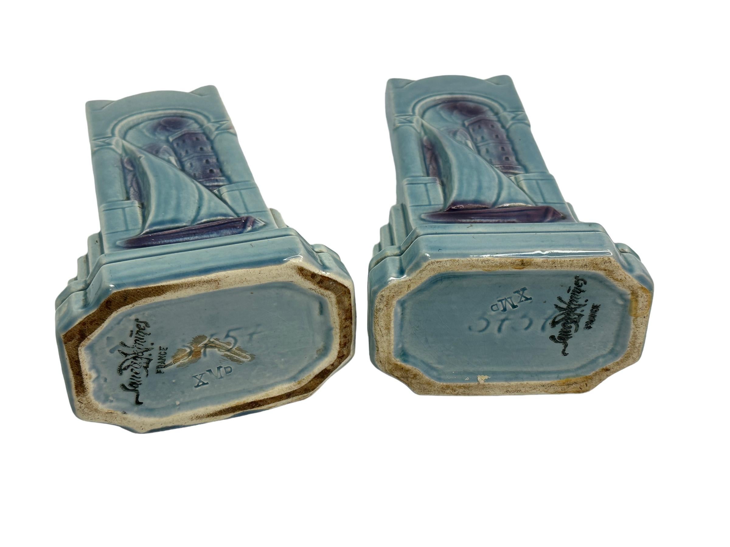 Sarreguemines French Majolica Pair of Vases with Ships, Vintage France In Good Condition For Sale In Nuernberg, DE