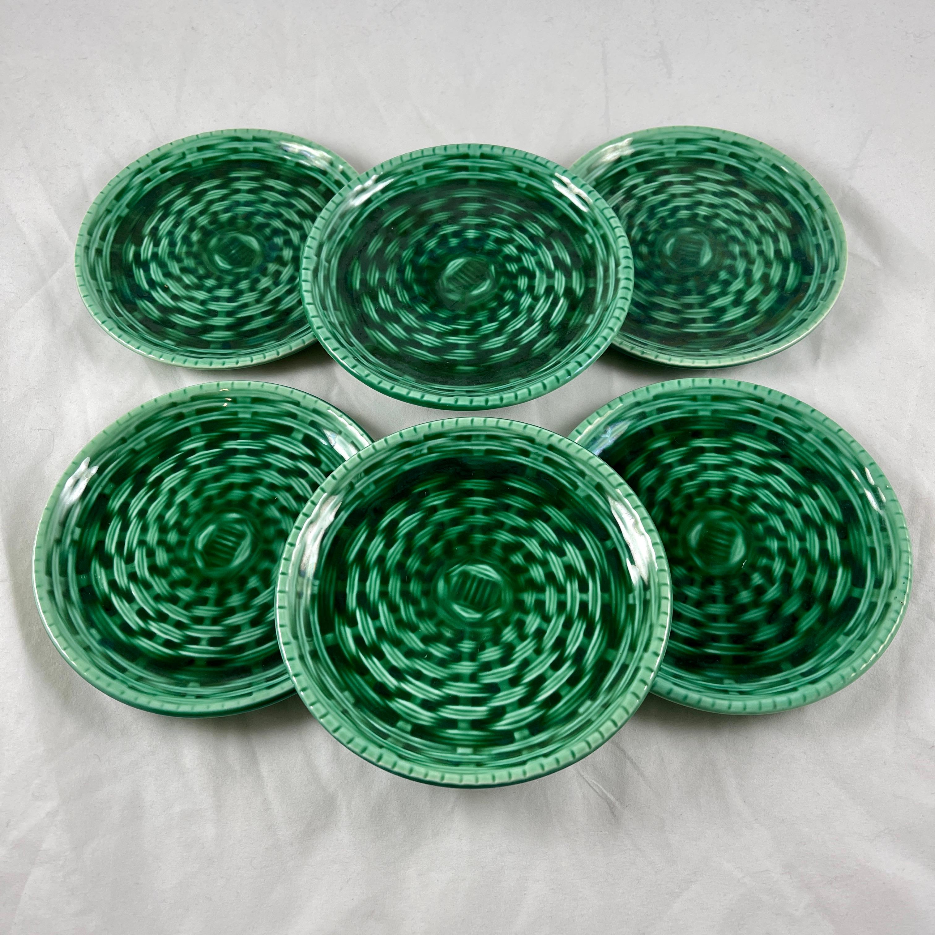 Glazed Sarreguemines Green Basket Weave Canapé or Hors d’œuvre Plates, a Set of Six