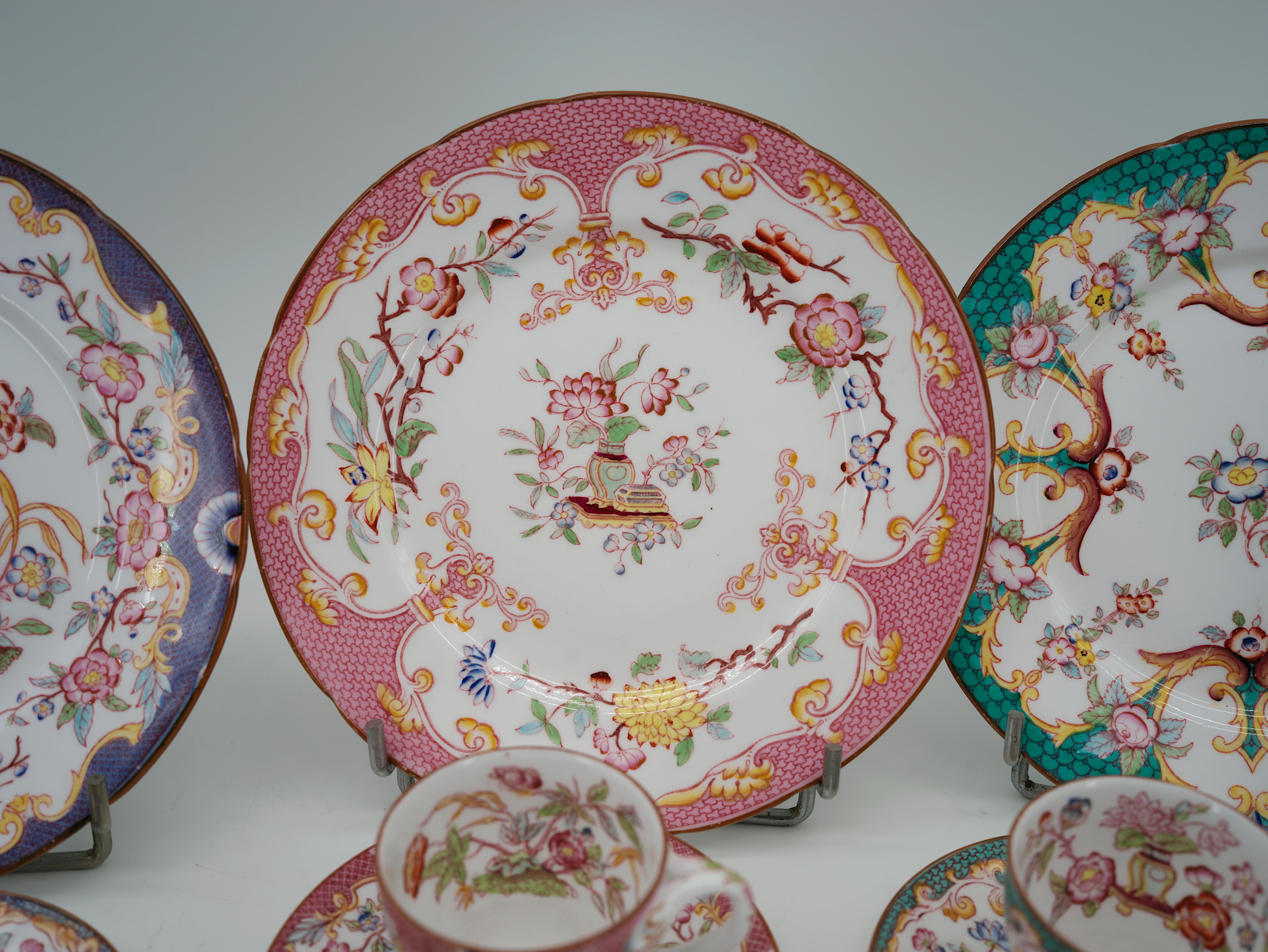 Sarreguemines Porcelain Minton Tea/Coffee Set, End 19th C. im Angebot 2