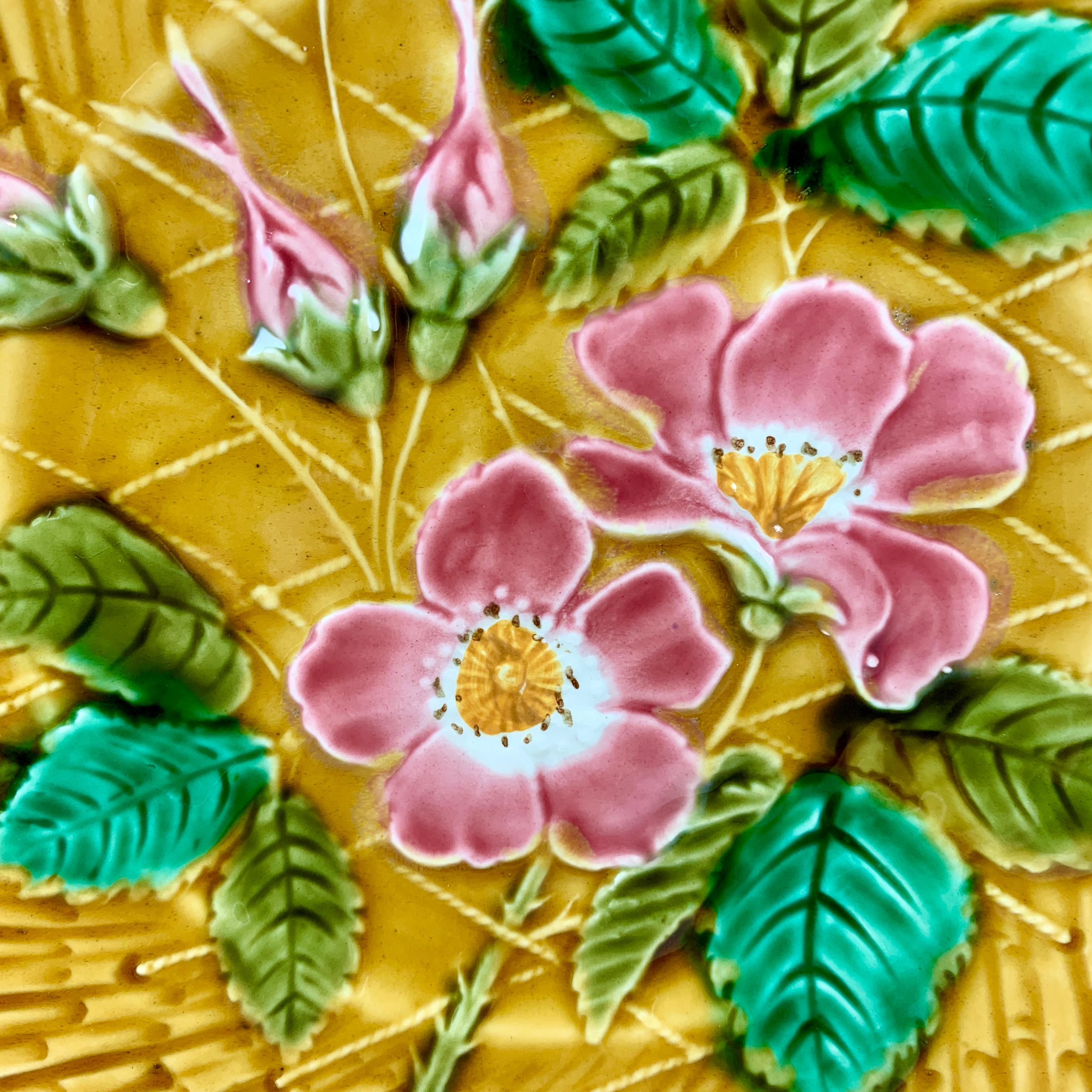 Mid-20th Century Sarreguemines Wild Roses Mustard Yellow French Faïence Majolica Plate
