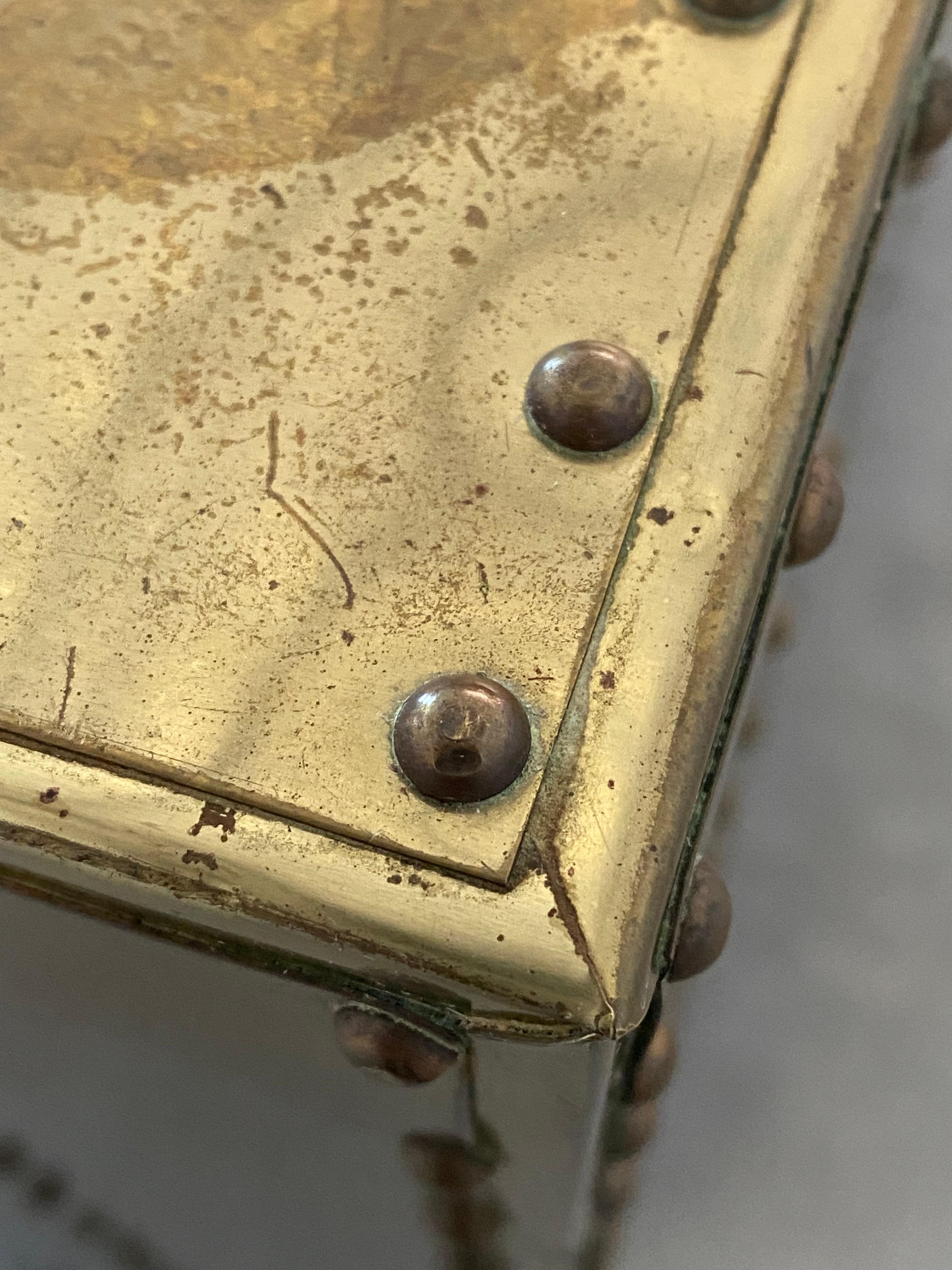 Sarreid Commode à trois tiroirs en laiton en vente 5