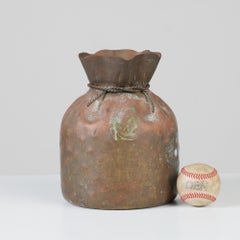 Recipiente de latón para bolsas de papel Sarreid