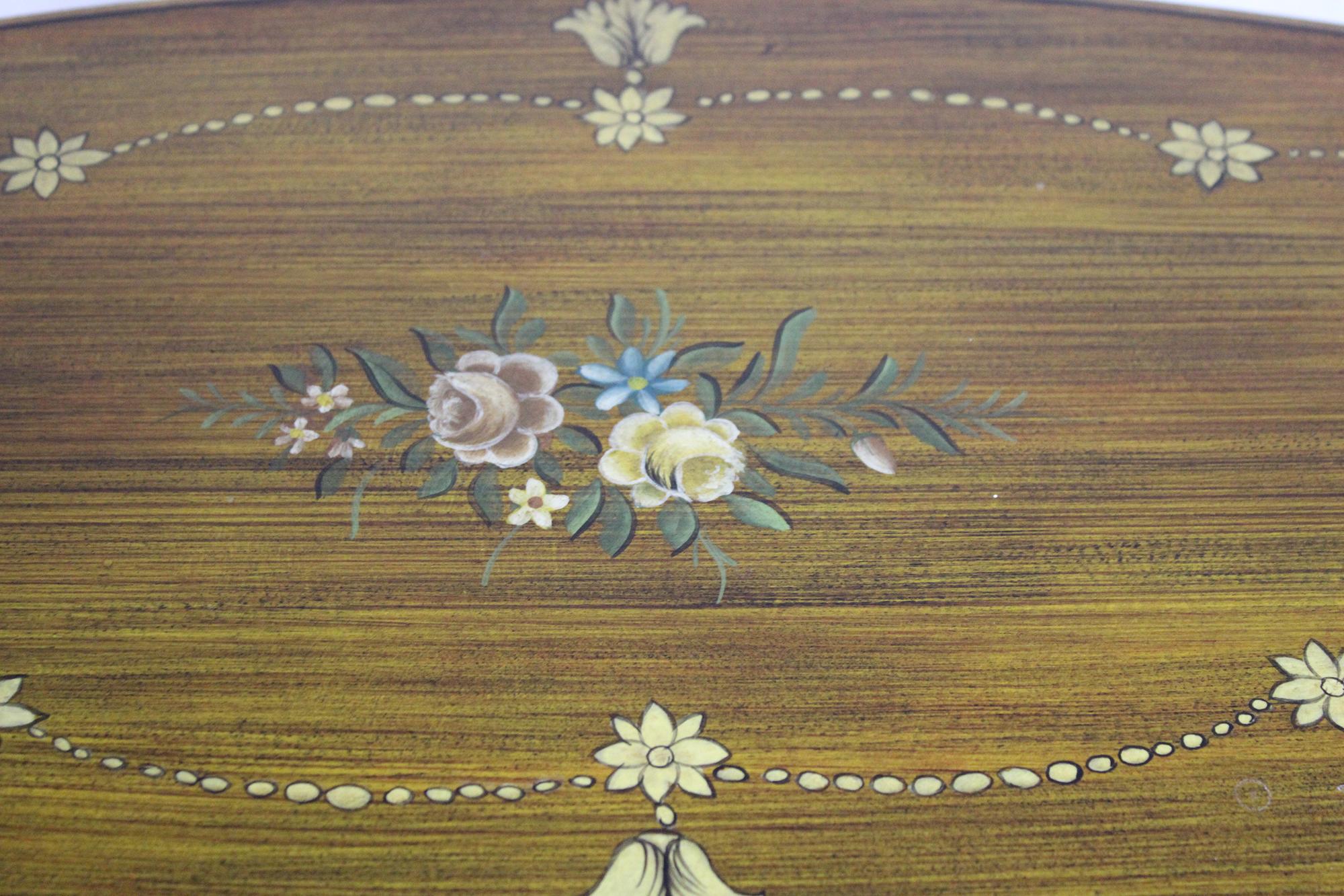 Sarreid Edwardian Oval Tray Top Étagère Table Sheraton Revival Floral Painted 35 For Sale 1