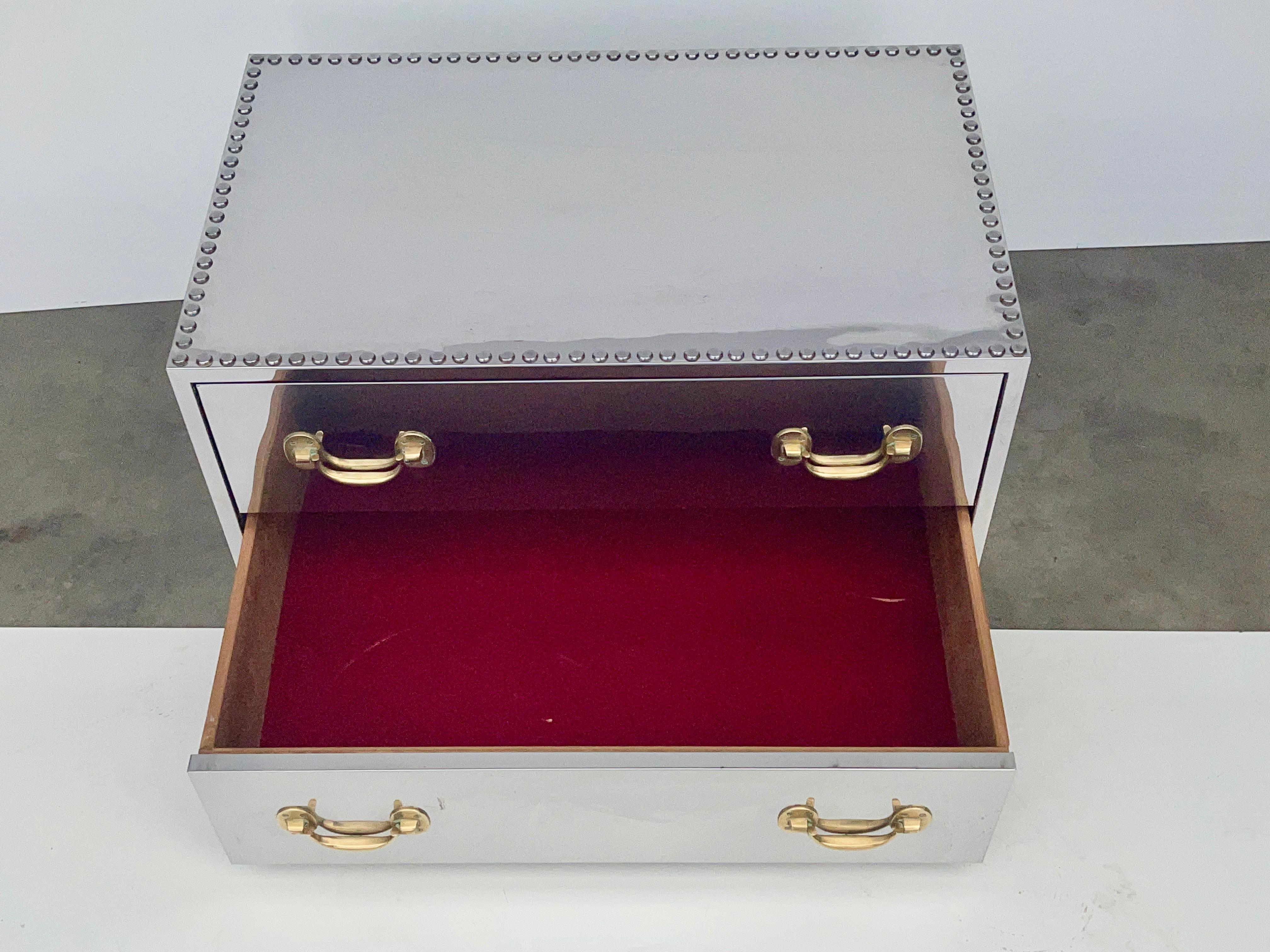 Sarreid Cassettone a due cassetti in ottone e acciaio inox lucidato a specchio in vendita 1
