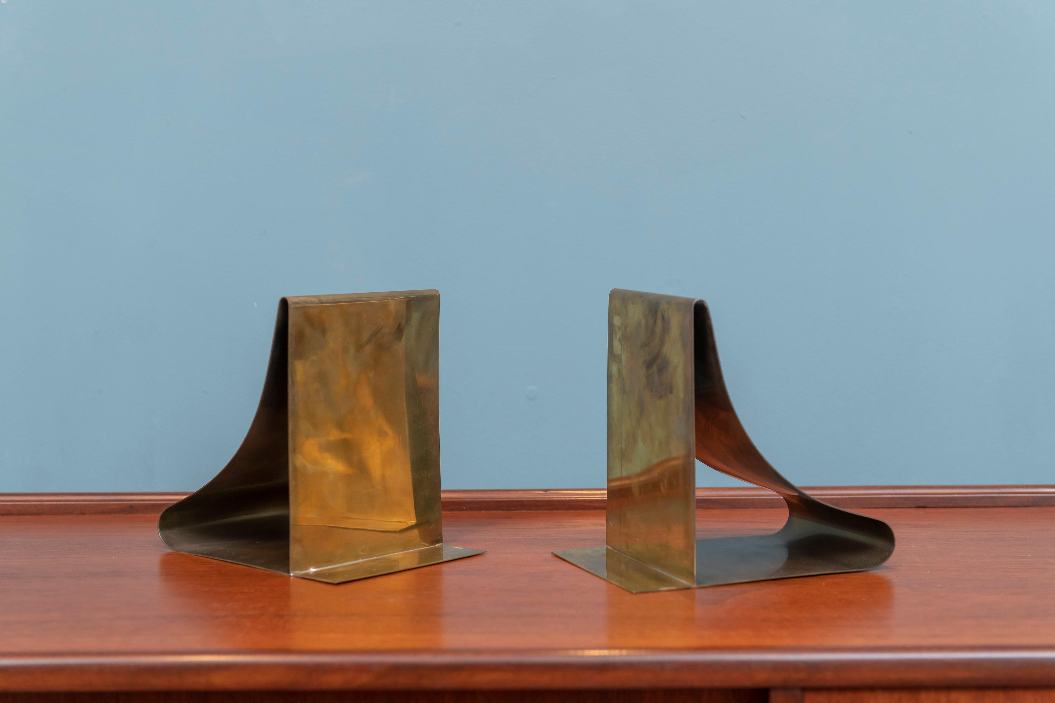 Sarried Ltd. Large Brass Bookends In Good Condition In San Francisco, CA