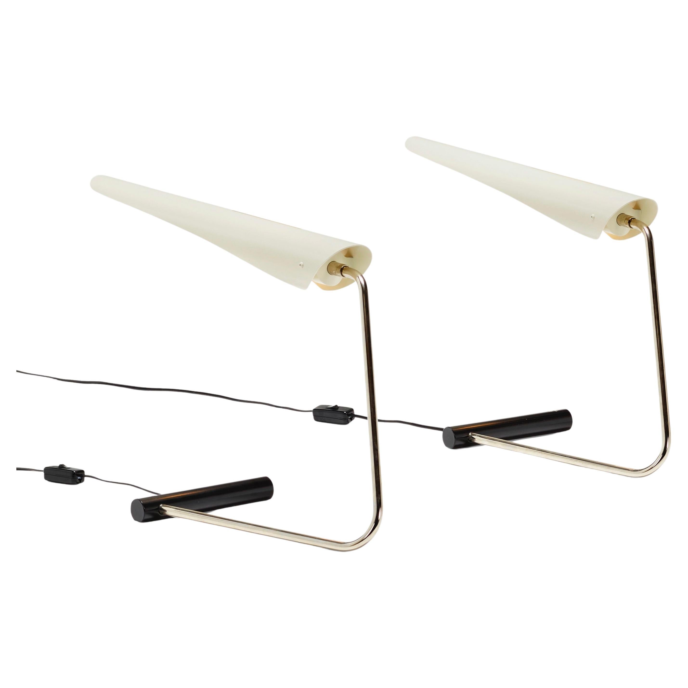 Beautiful David Weeks Studio Sarus Table Lamps Set (Model 113) 
A Sarus shade perches on a hand-bent metal frame to form this piece, which is at once a sculptural object and a functional task lamp. Shade can be rotated for a concentrated cast.
Lamps