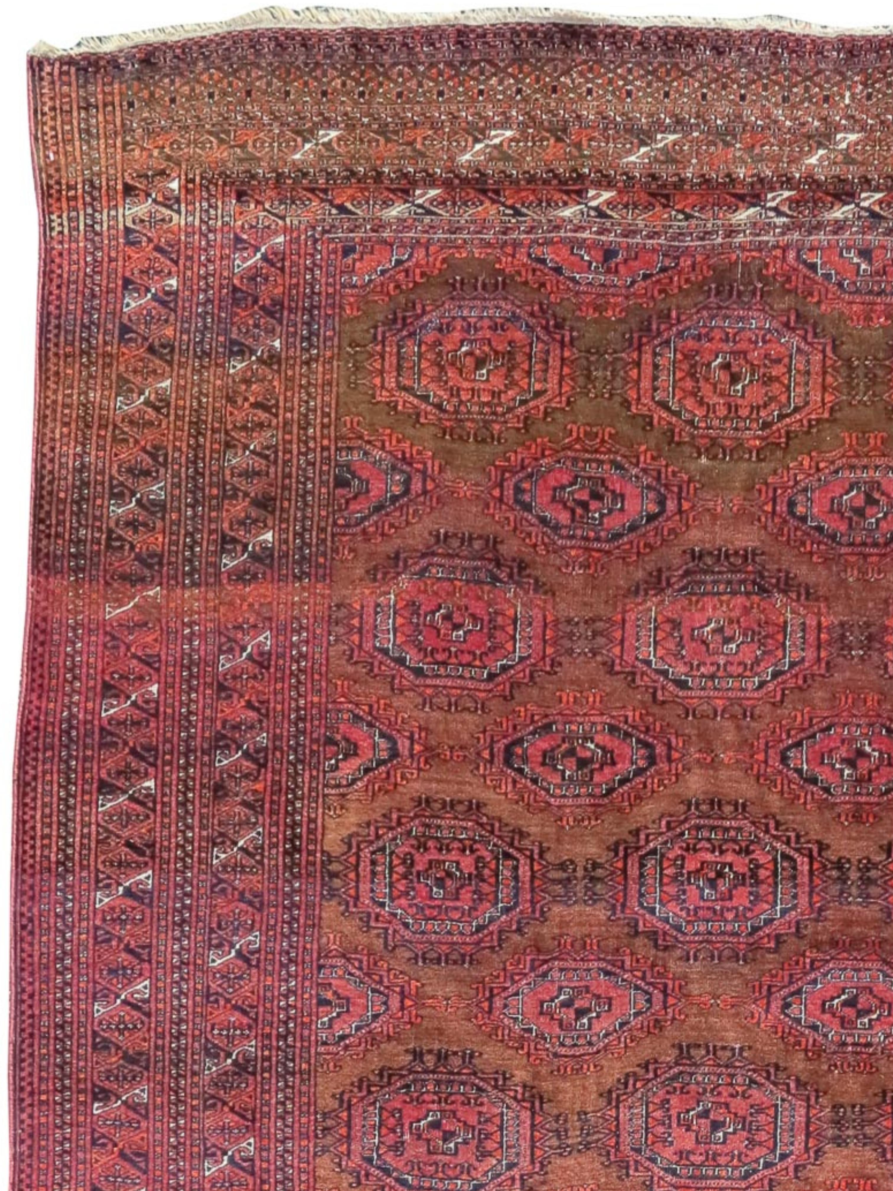 Turkmène Tapis principal de Saryk, début du 20e siècle en vente