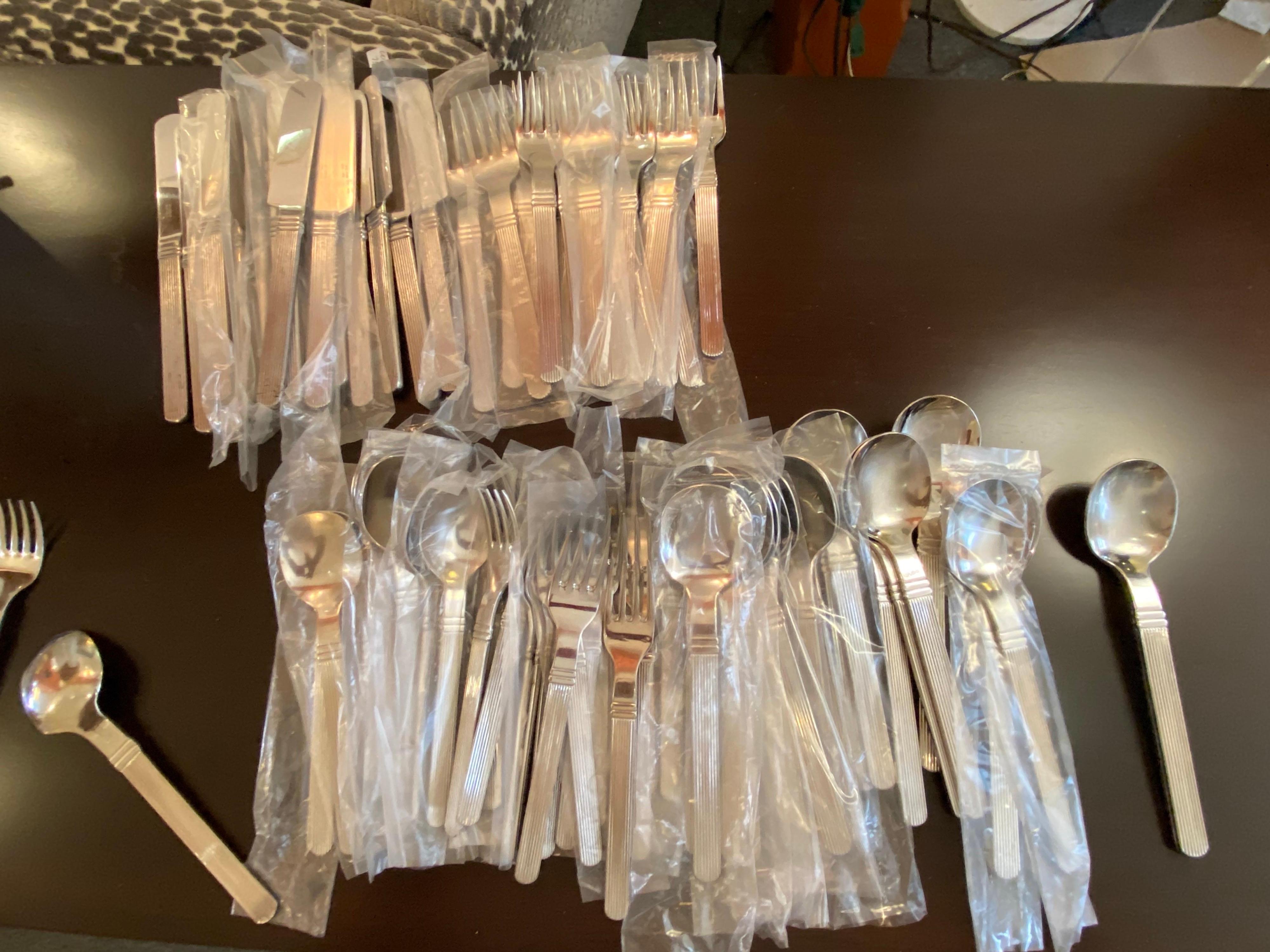 Sasaki 80’s Stainless Flatware Set 18/8 Service for 16plus! In Good Condition In Philadelphia, PA