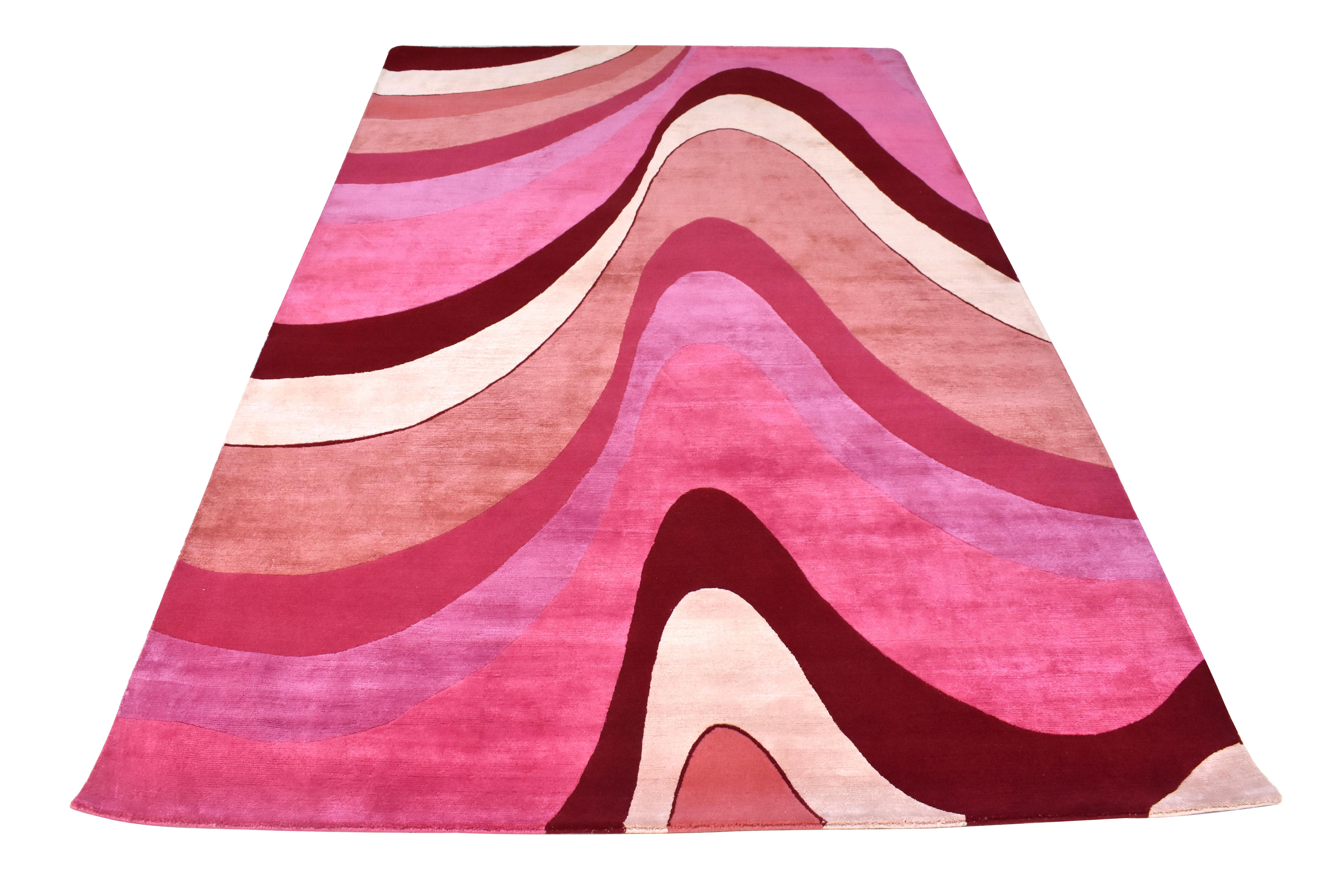 Moderner Teppich aus der Sasha Bikoff-Kollektion in rosafarben, „Wavey Dahlia“, 6'x9' (Nepalesisch) im Angebot