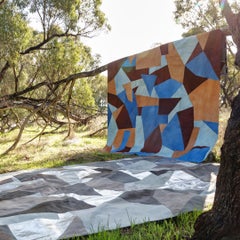 Sasha Bikoff X Art Hide Alfombra de piel de vaca personalizable Fragmentos azules