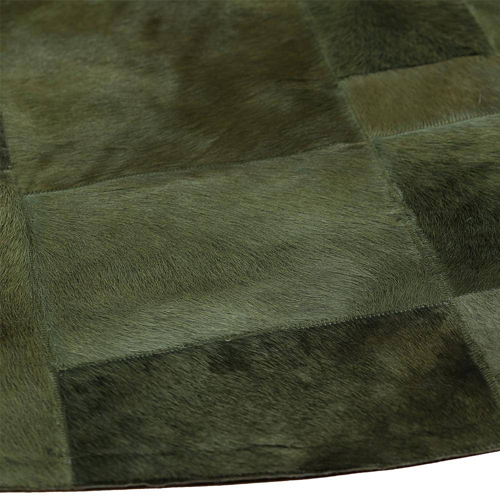 Sasha Bikoff X Art Hide Tappeto rotondo personalizzabile in pelle di mucca Olive Pastiche XLarge in vendita 1
