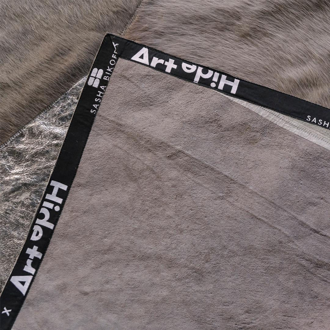 Sasha Bikoff X Art Hide Customizable Cowhide Silver Fragments Area Rug For Sale 5