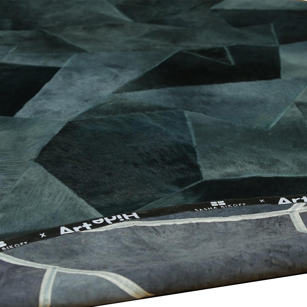 Sasha Bikoff X Art Hide Tappeto rotondo personalizzabile Frammenti di Petrolio Piccolo in vendita 2