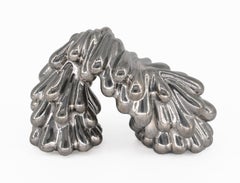"Soñar un poco #5", Escultura abstracta de cerámica con esmalte brillante