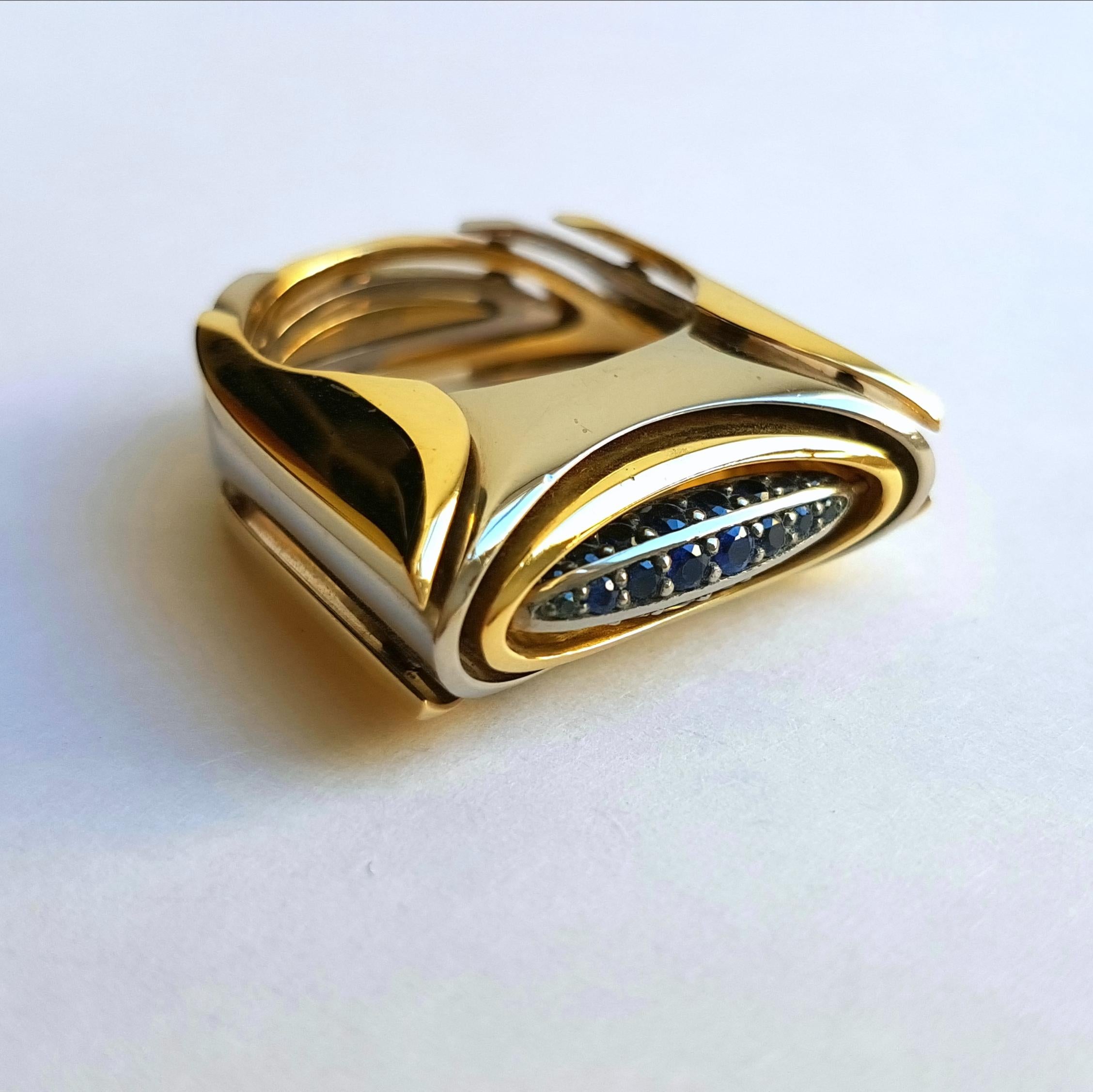 Sasonko Ring 
8 diamonds 0.11 carat total
32 sapphires 0.51 carat total
18 Karat White-Yellow Gold
Finger size: 
US 8 1/2
EU 18 1/2