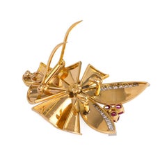 Sasportas, France Retro Gold, Ruby and Diamond Stylized Flower Brooch/Pendant