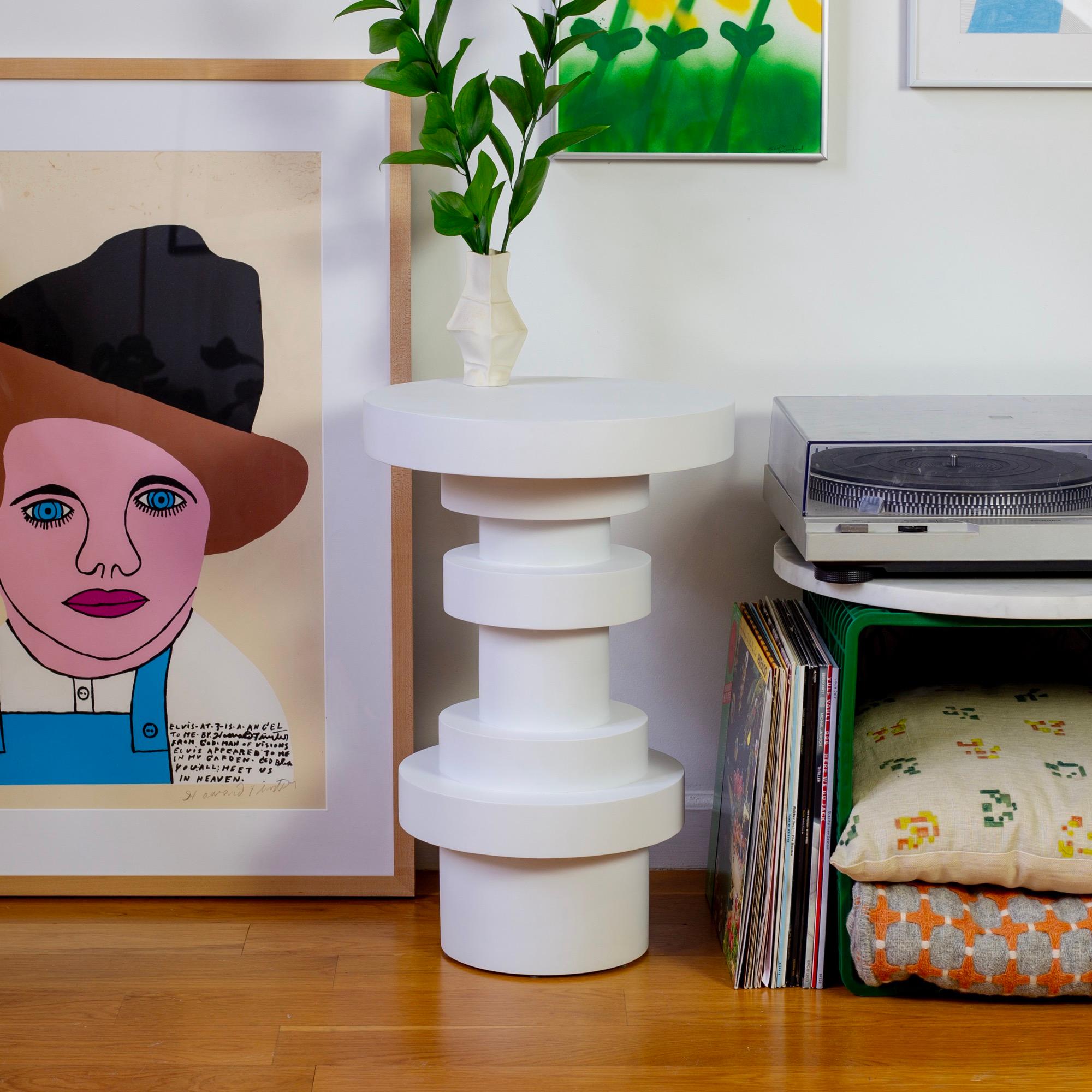 Sass Bedside Tables from Souda, Pair, White, Nightstands, Made to Order in vendita 1