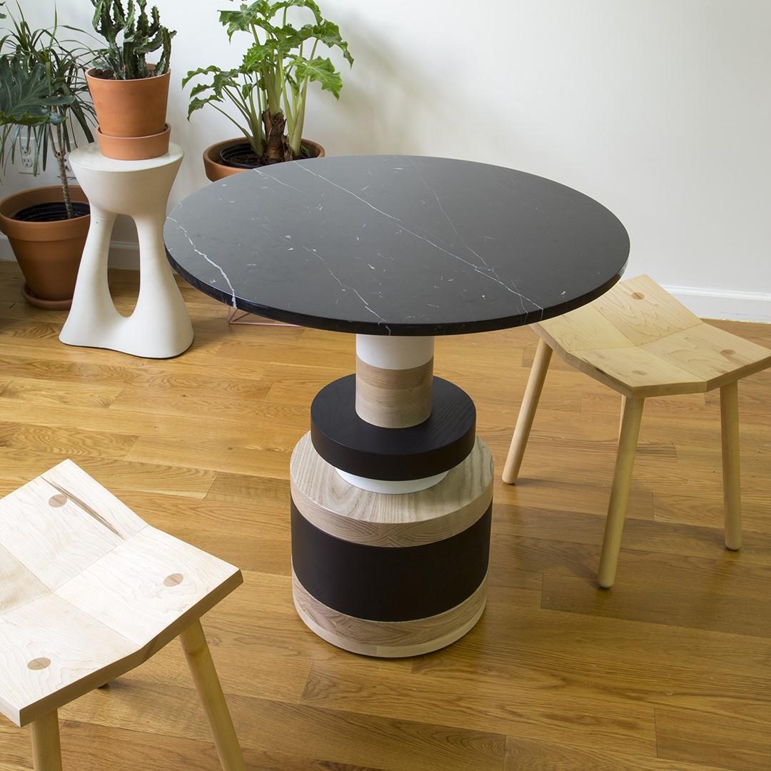 Contemporary Sass Dining Table from Souda, Medium, Marble Top For Sale