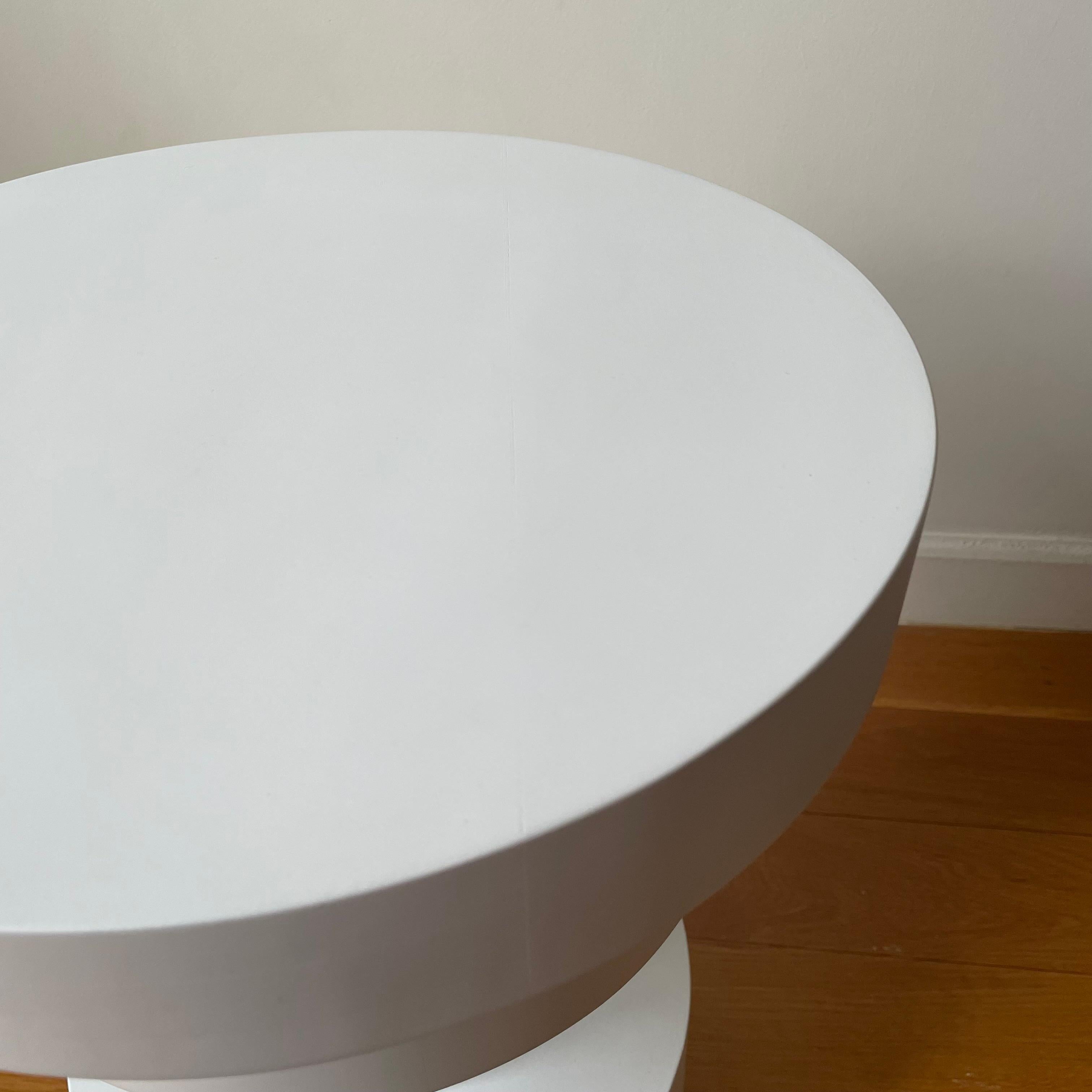 XXIe siècle et contemporain Sass Side Table from Souda, Short, White, Wood, Floor Model, In Stock en vente