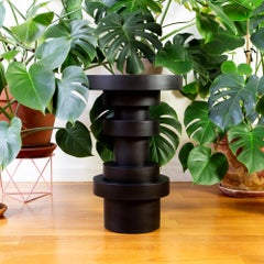 Tavolino Sass di Souda, alto, nero, tavolino in Wood, su ordinazione