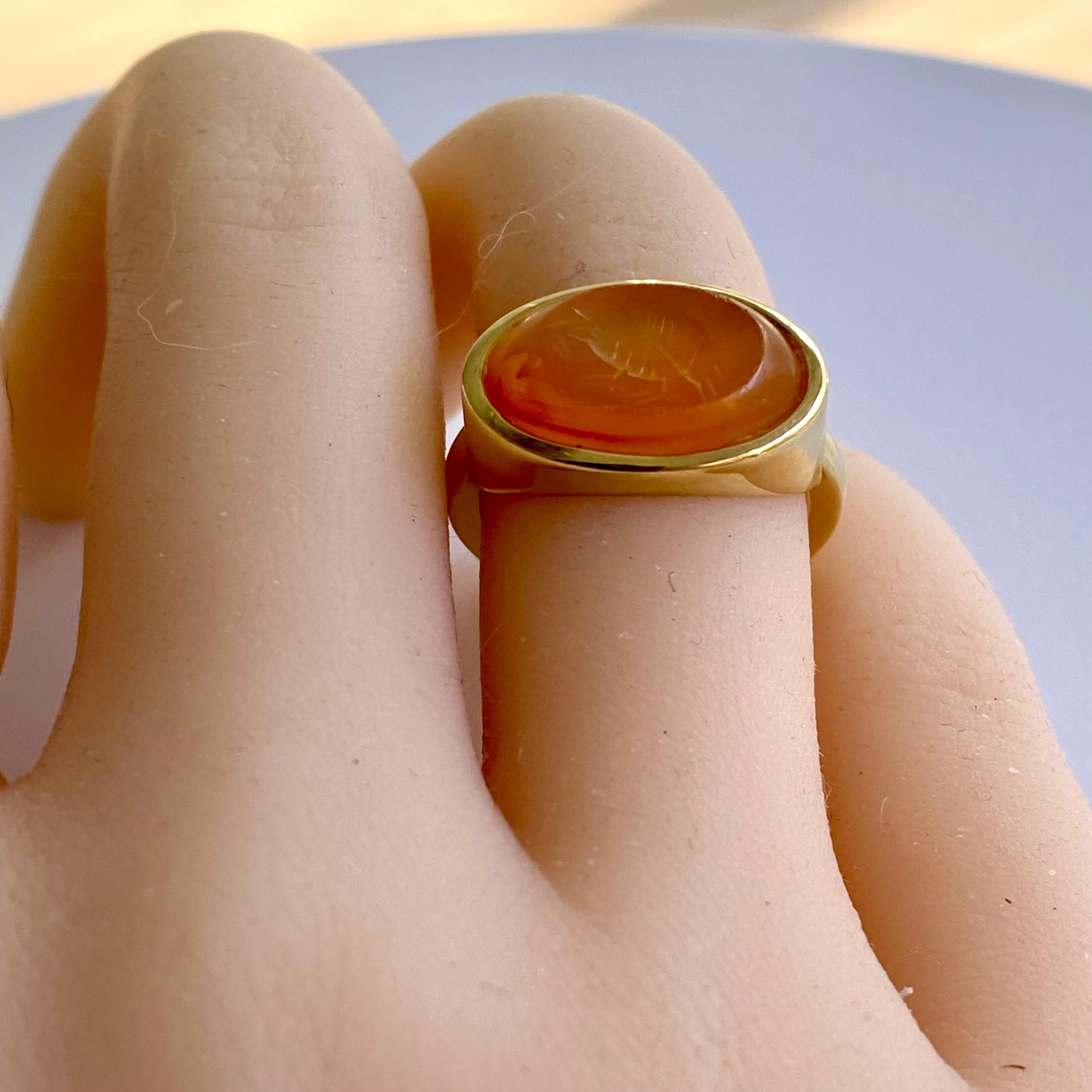 Antiker Sassanischer 18 Karat Ring mit orange-rotem Karneol-Siegelperlen aus dem 7. Jahrhundert (Cabochon)