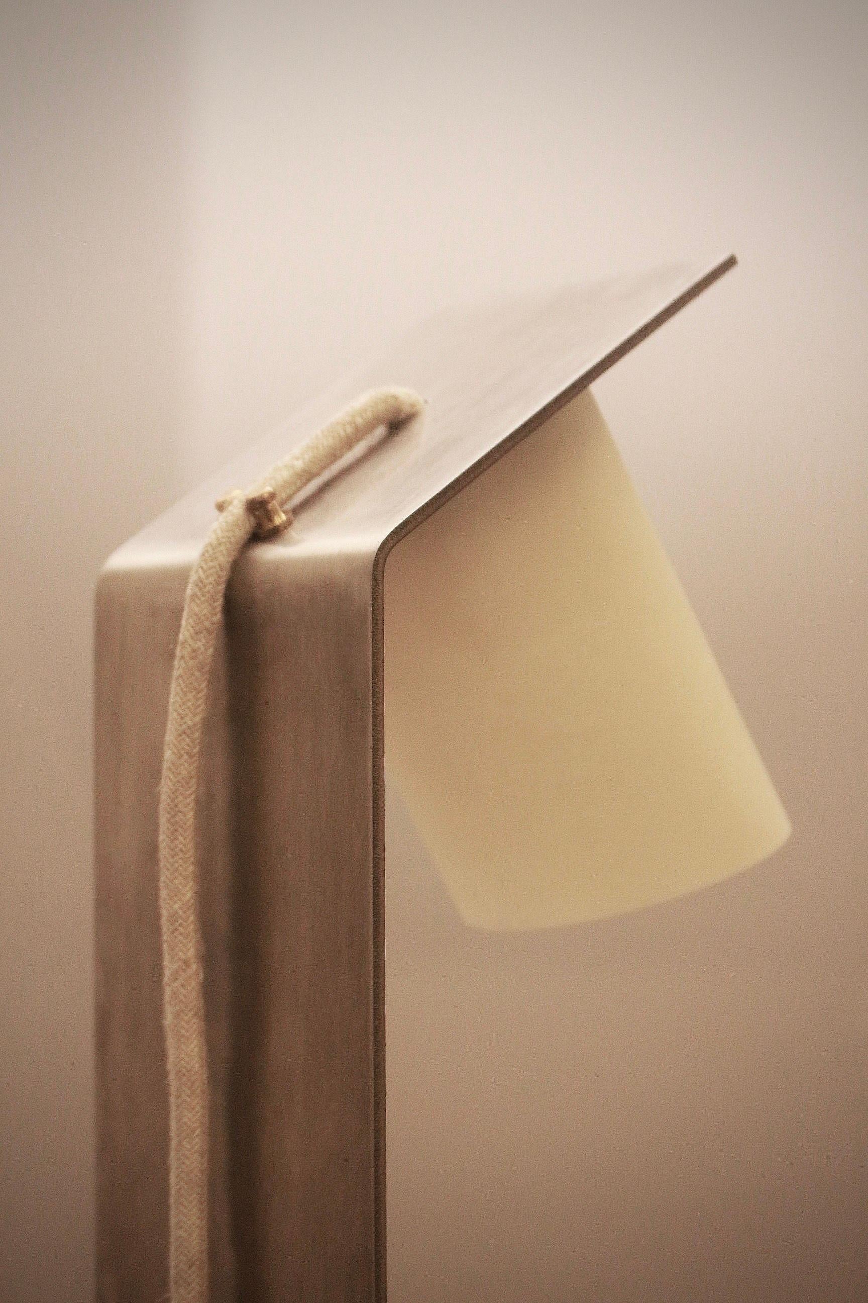 The Collective - Lampe de table Bastro par Pedro Ávila Neuf - En vente à São Paulo, BR