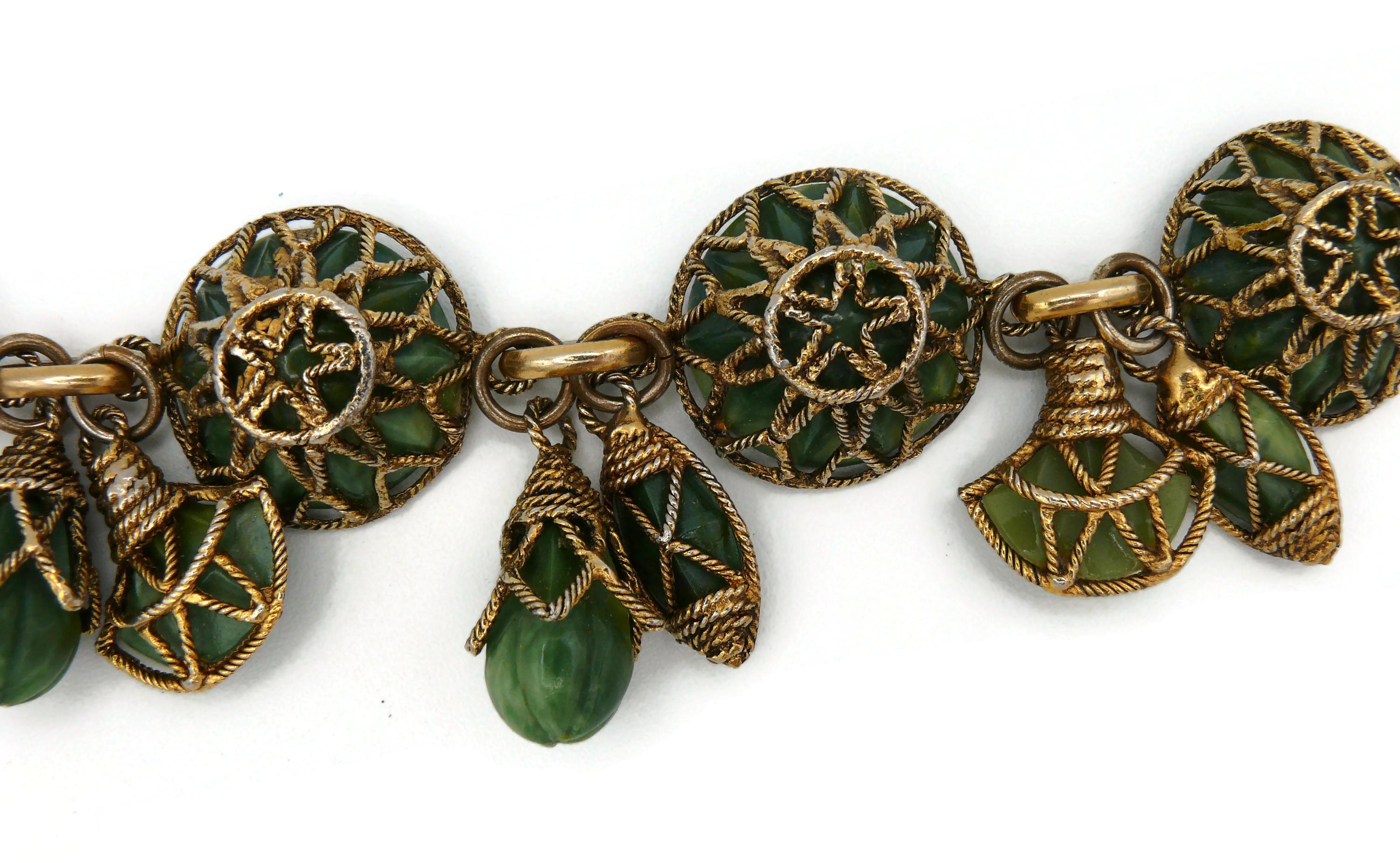 Satellite Paris Vintage Faux Jade Charm Bracelet In Fair Condition For Sale In Nice, FR