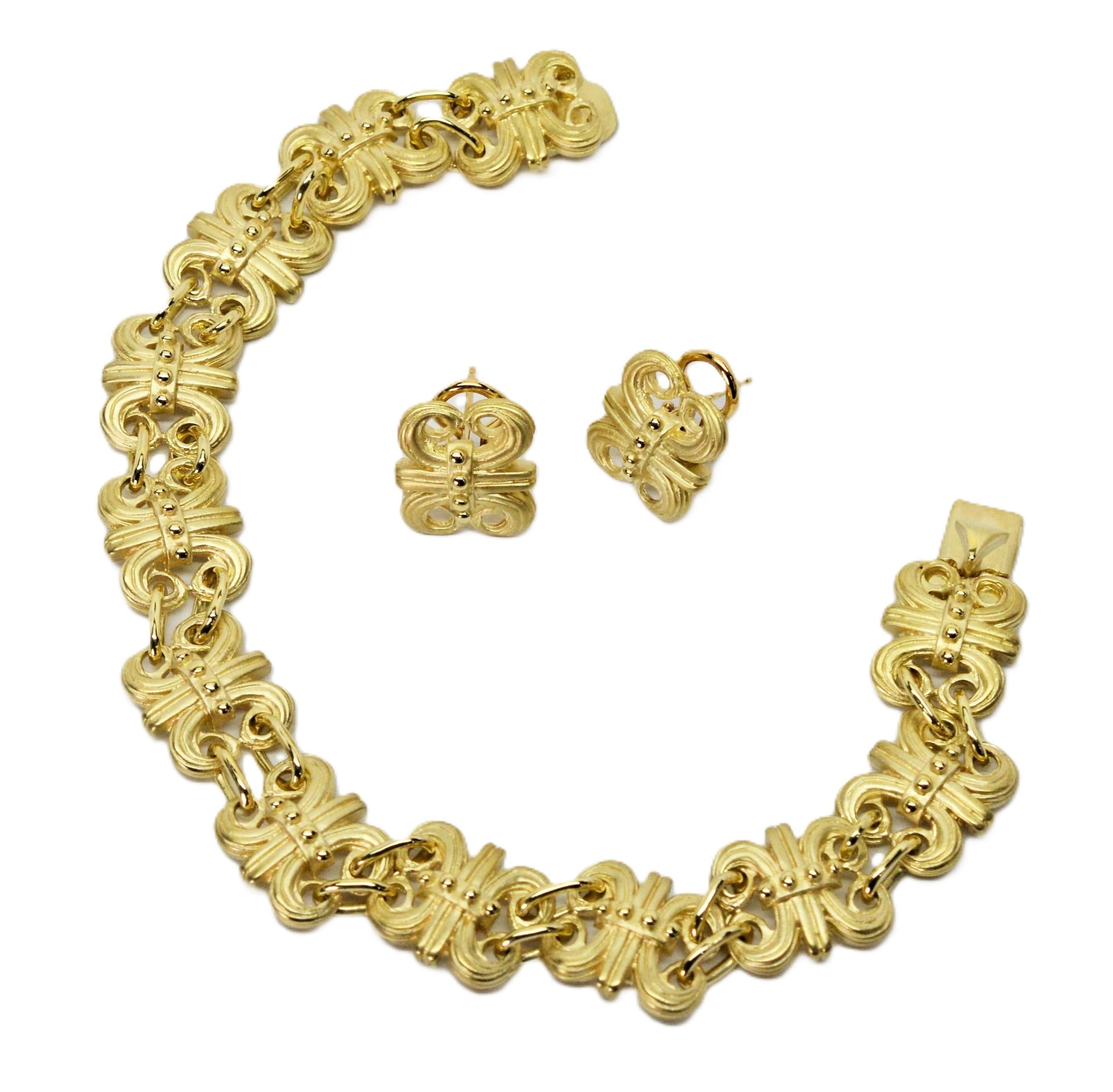 Lot de bracelets et de boucles d'oreilles en or 14 carats Satin Fleur De Lis en vente 3