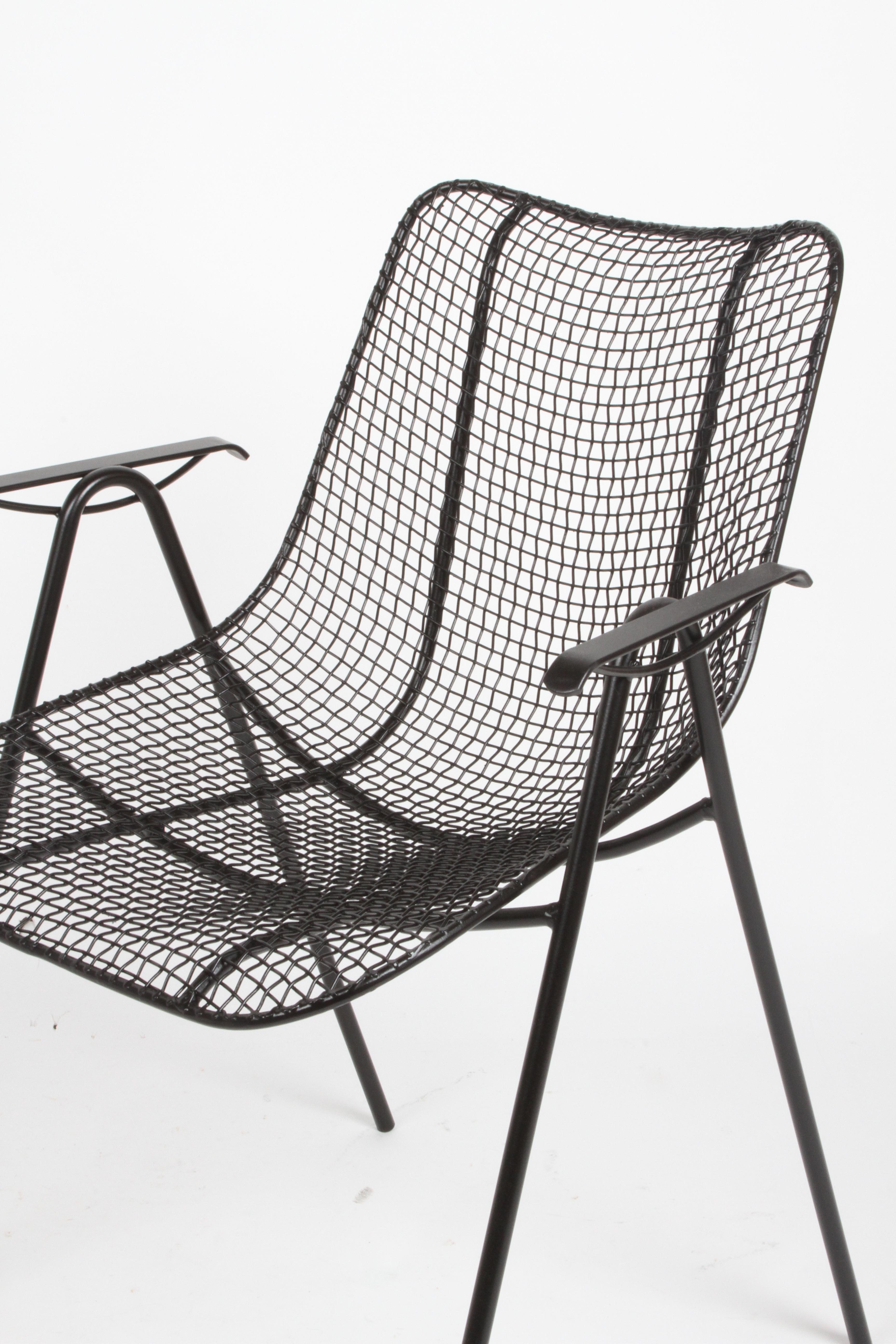 7 fauteuils de salle à manger Russell Woodard Sculptura en maille noire satinée restaurés en vente 1
