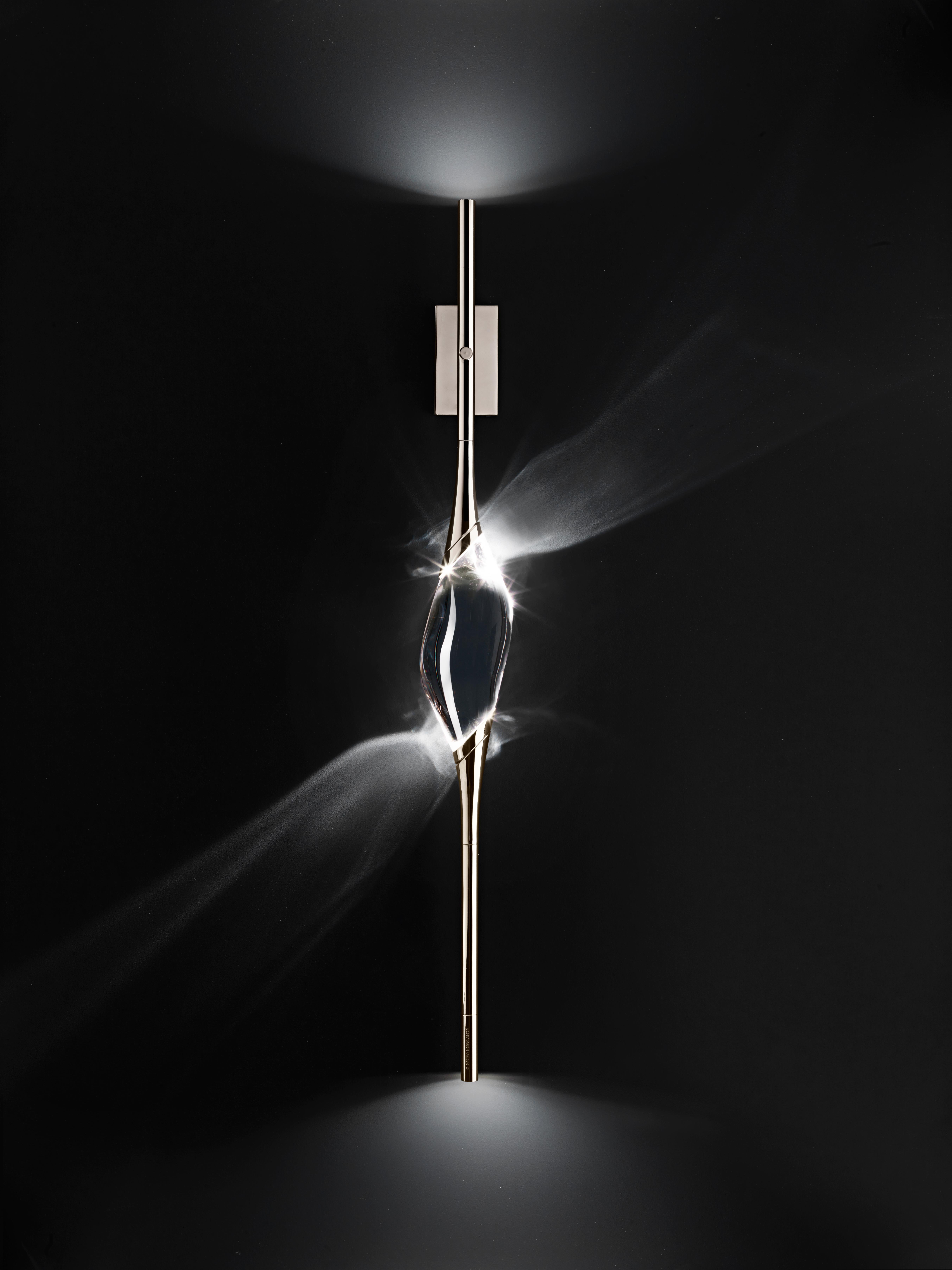 Aplique de pared Il Pezzo 12 de latón satinado by Il Pezzo Mancante en Nuevo estado para la venta en Geneve, CH