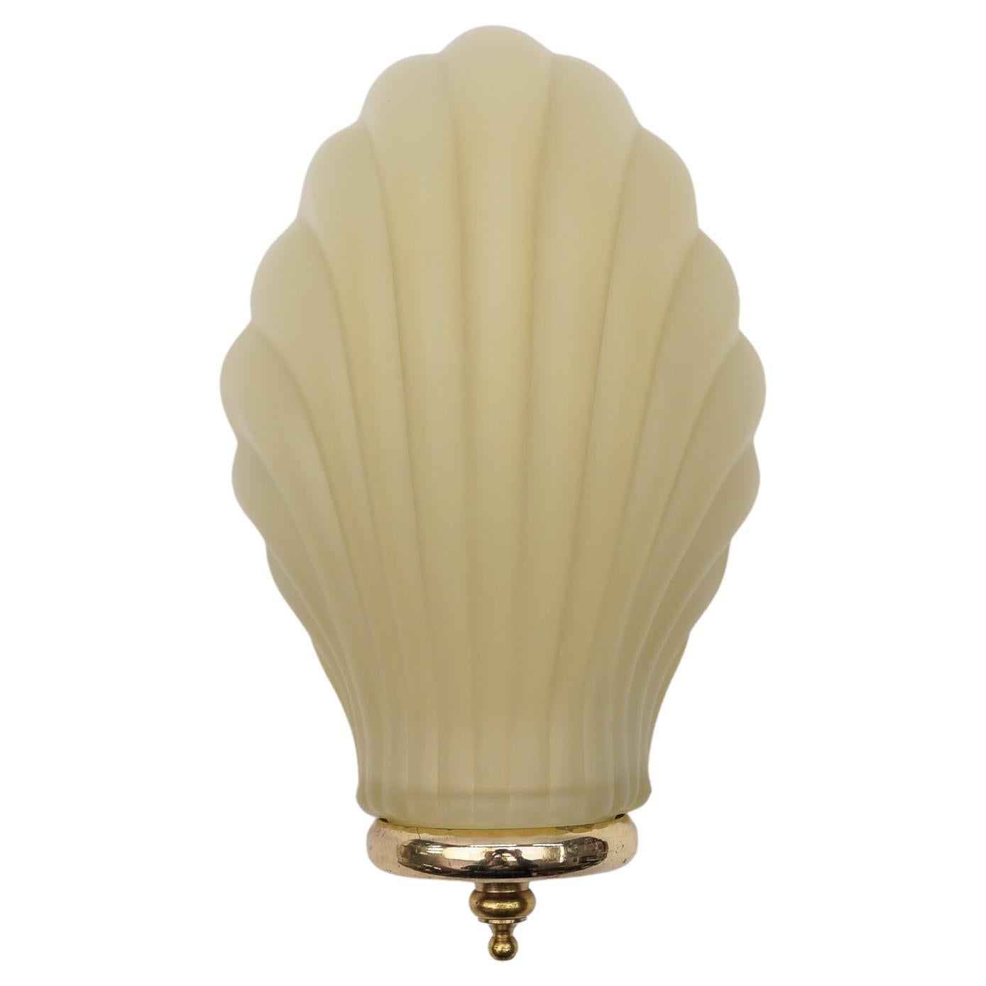 Satin Elegant Cream Glass Shell Wall Light, 1960s Italy   For Sale