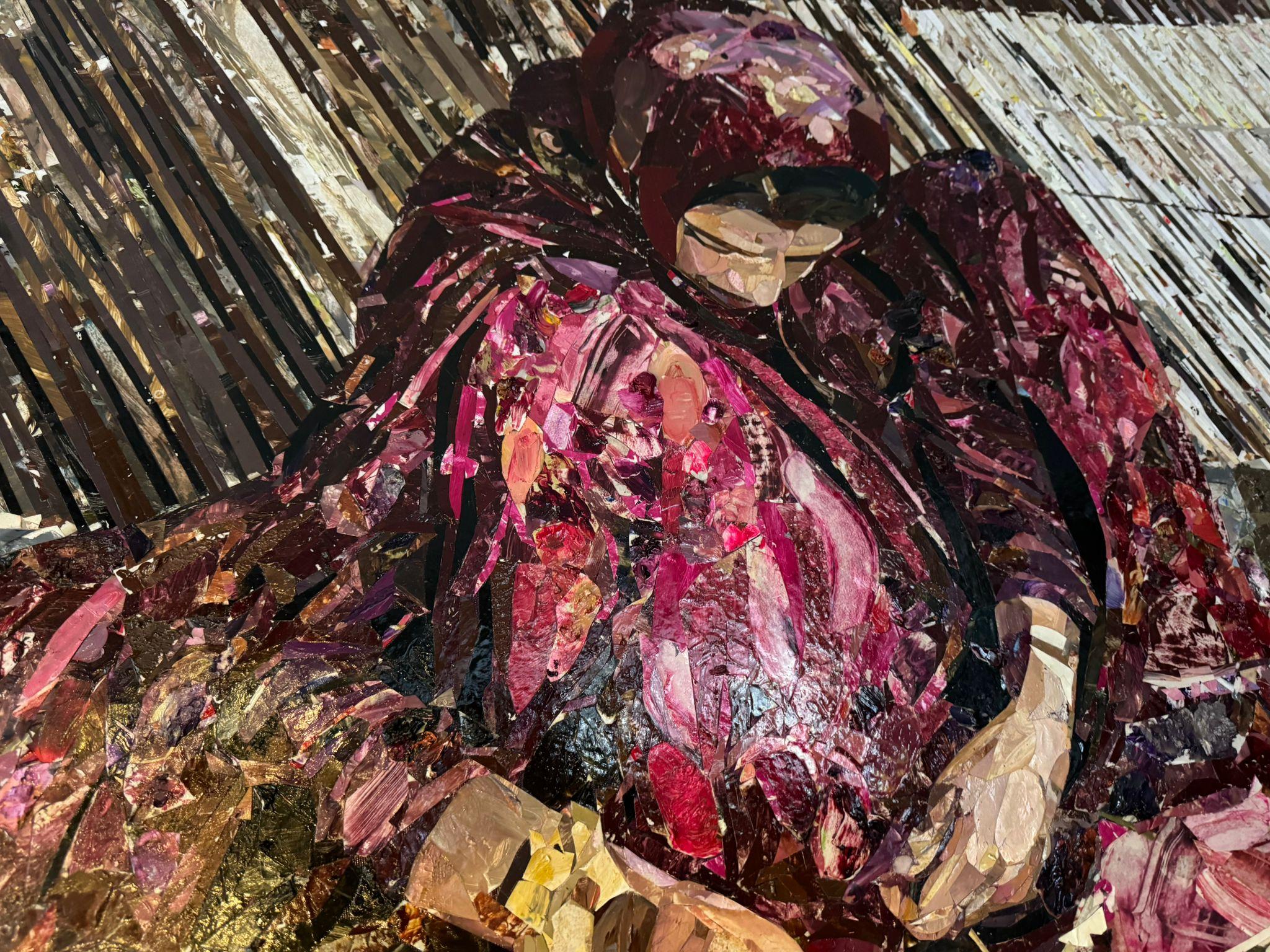 Des visages inoubliables de Satin Ghafari en vente 3