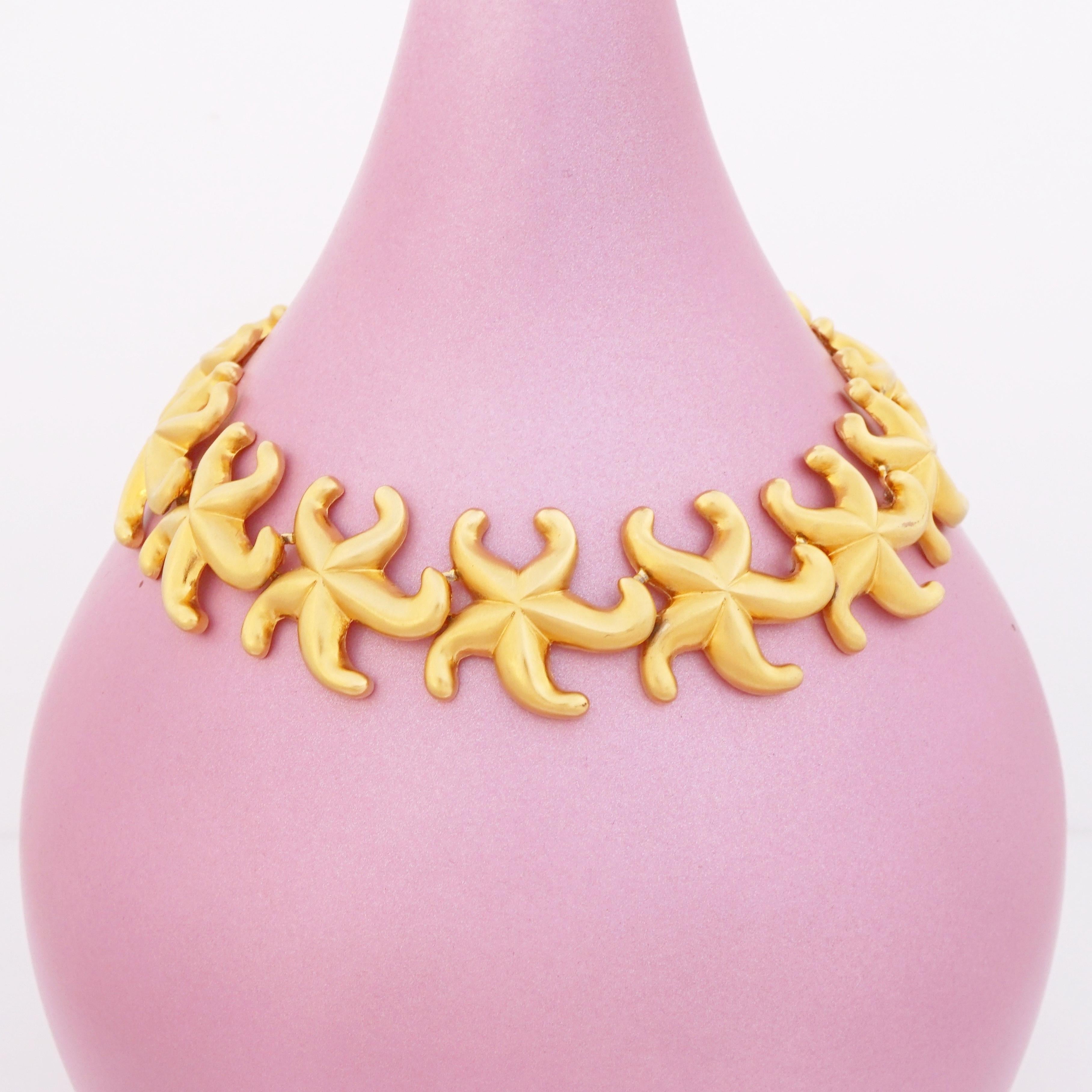 Satin vergoldete Seestern-Glieder-Halskette von Les Bernard, 1980er Jahre (Moderne) im Angebot