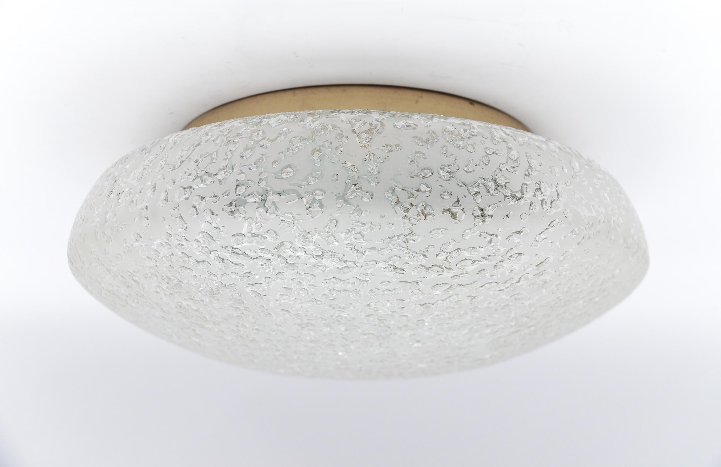 Satin Glass Flush Mount from Doria Leuchten, Germany, 1960s

The fixture needs 1 x E27 standard bulbs with 60W max.

Light bulbs are not included.

It is possible to install this fixture in all countries (US, Australia, Asia, UK, Europe,..)