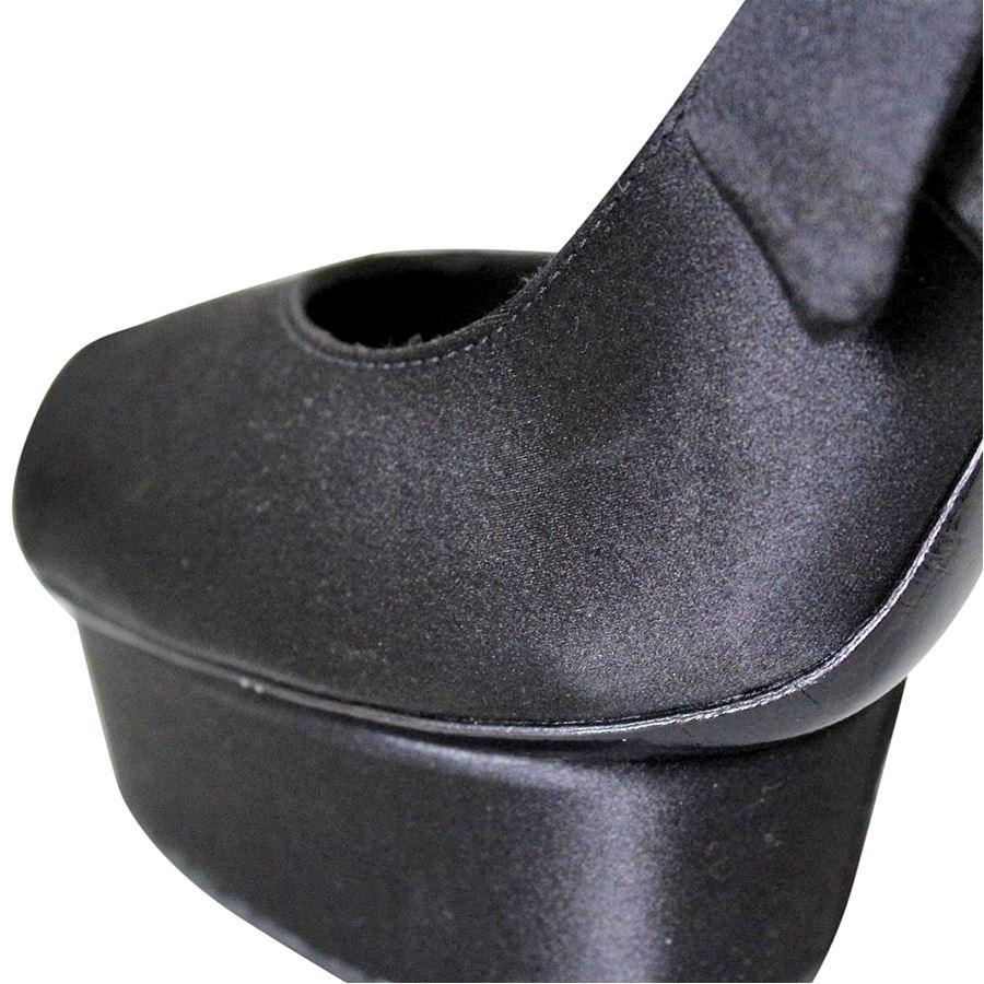 Le Silla Satin sandal size 38 In Excellent Condition For Sale In Gazzaniga (BG), IT