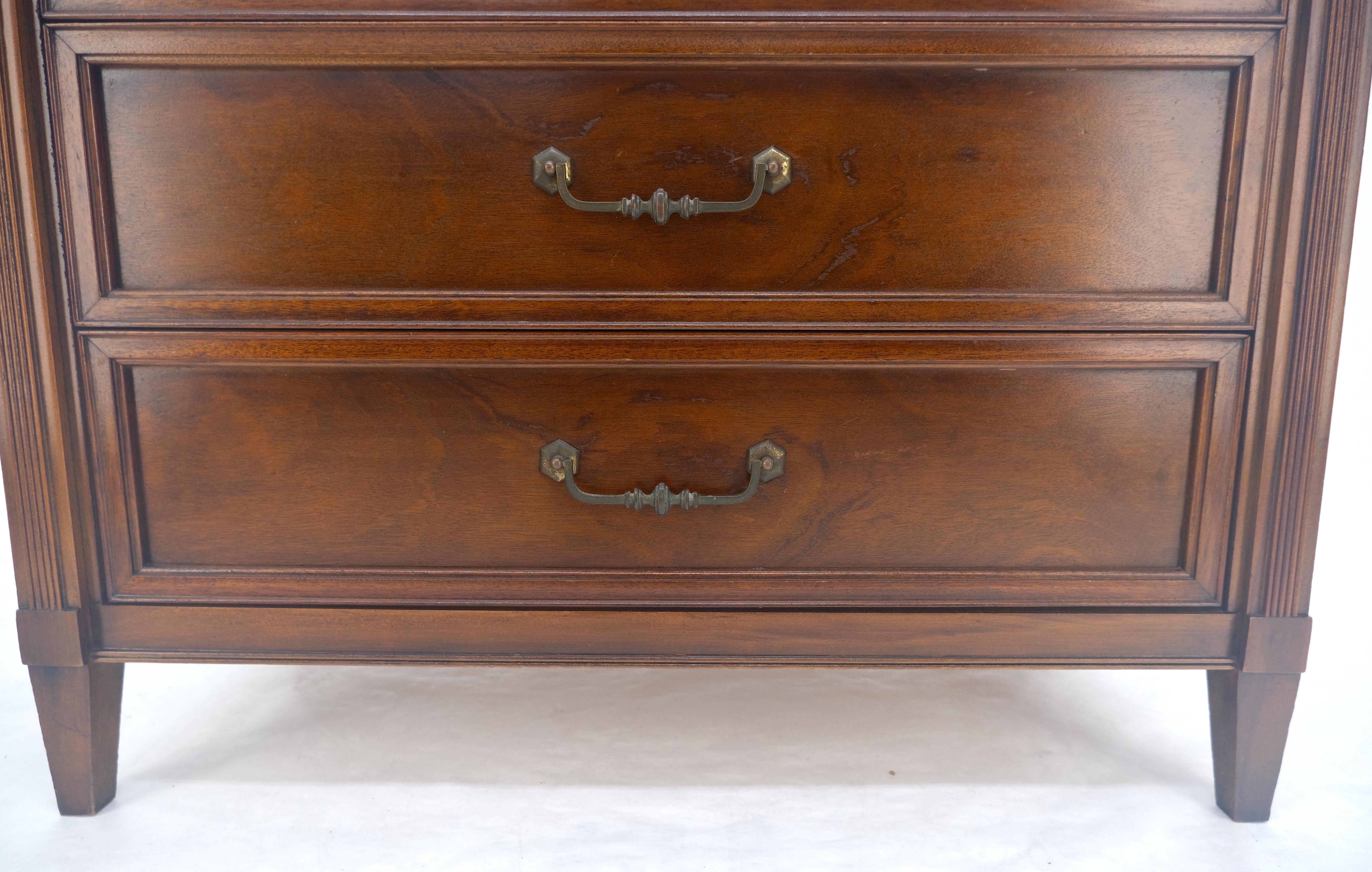 XX secolo Cassettone a 3 cassetti in raso di Century Furniture MINT! in vendita