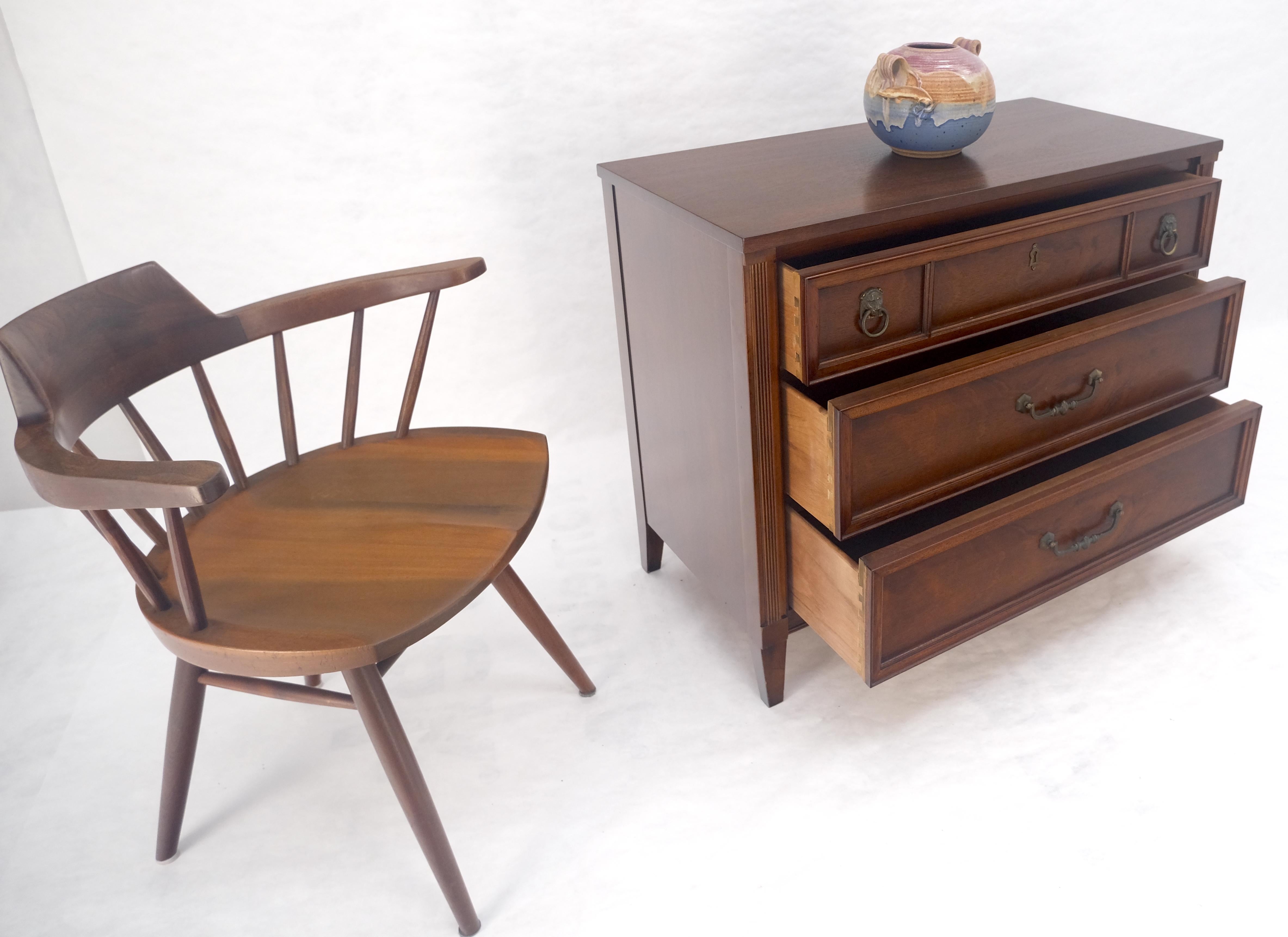 Cassettone a 3 cassetti in raso di Century Furniture MINT! in vendita 1