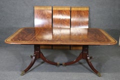 Satinwood Banded Flame Mahogany Sheraton Style Dining Table with 3 Leaves