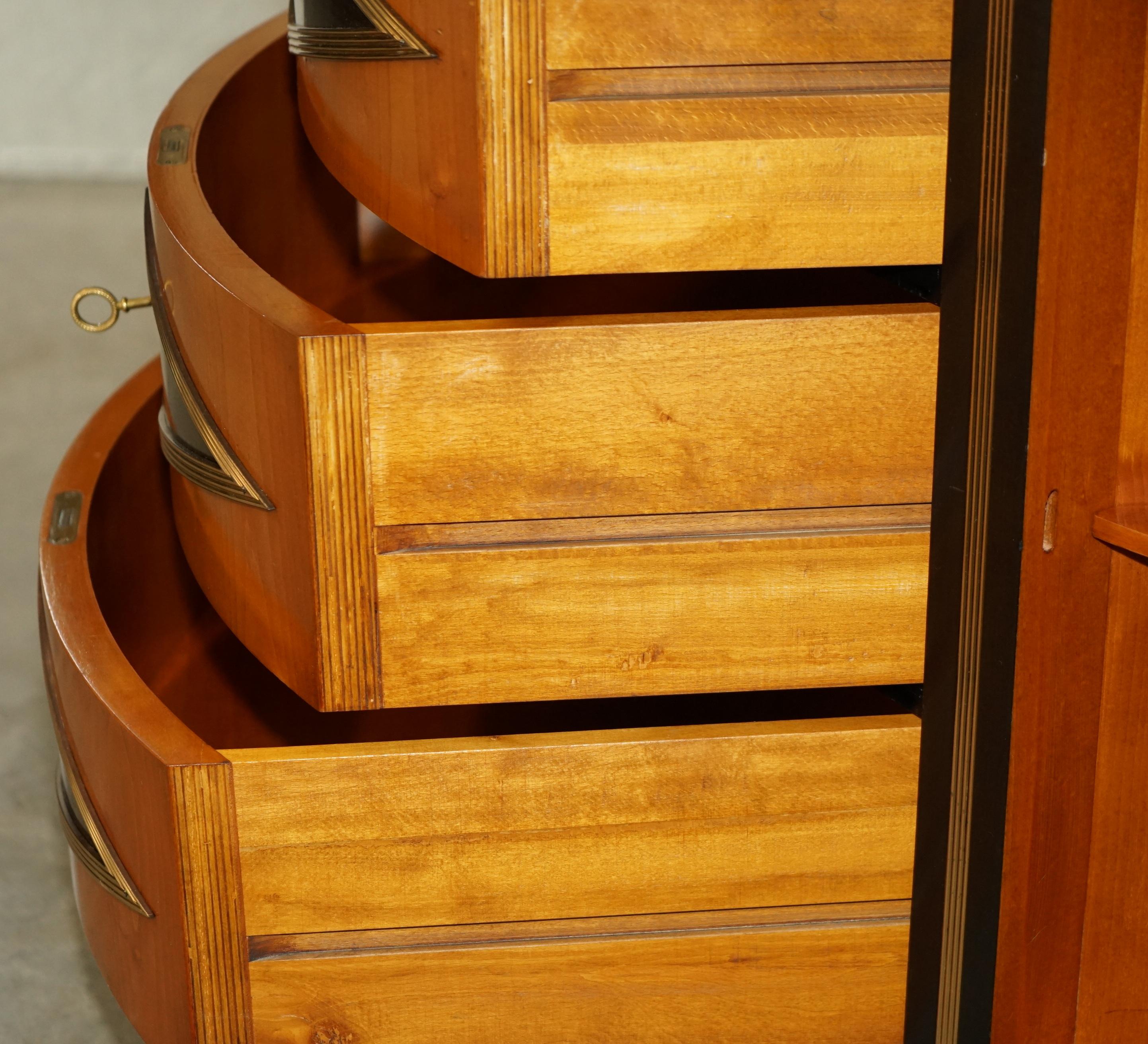 SATINHOLZ & MESSING COLOMBO MOBILI ITALIEN DEMI LUNE SiDEBOARD SCHRANKKOMPETENZ im Angebot 11