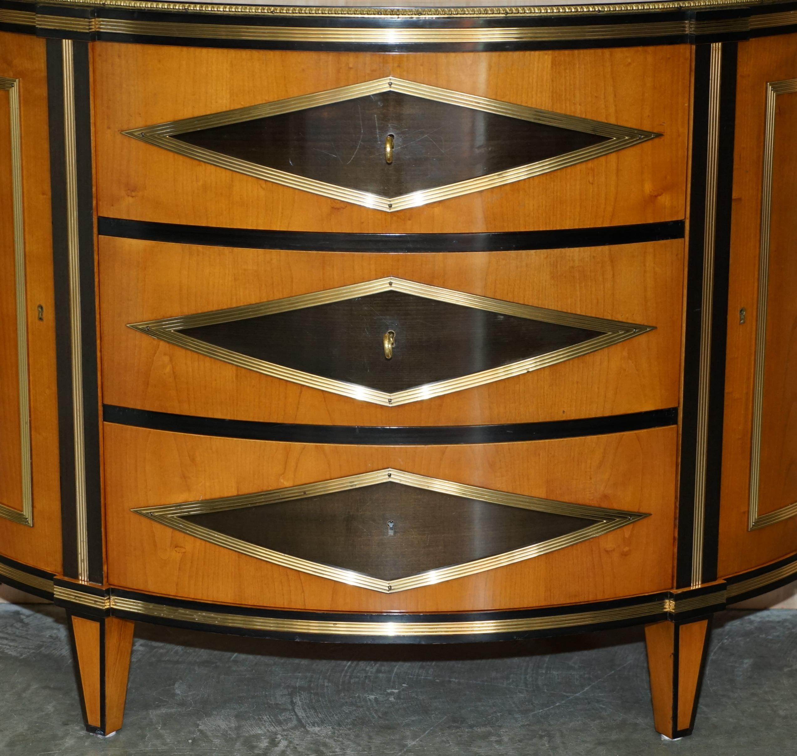 20th Century SATINWOOD & BRASS COLOMBO MOBILI ITALY DEMI LUNE SiDEBOARD CHEST OF DRAWERS For Sale