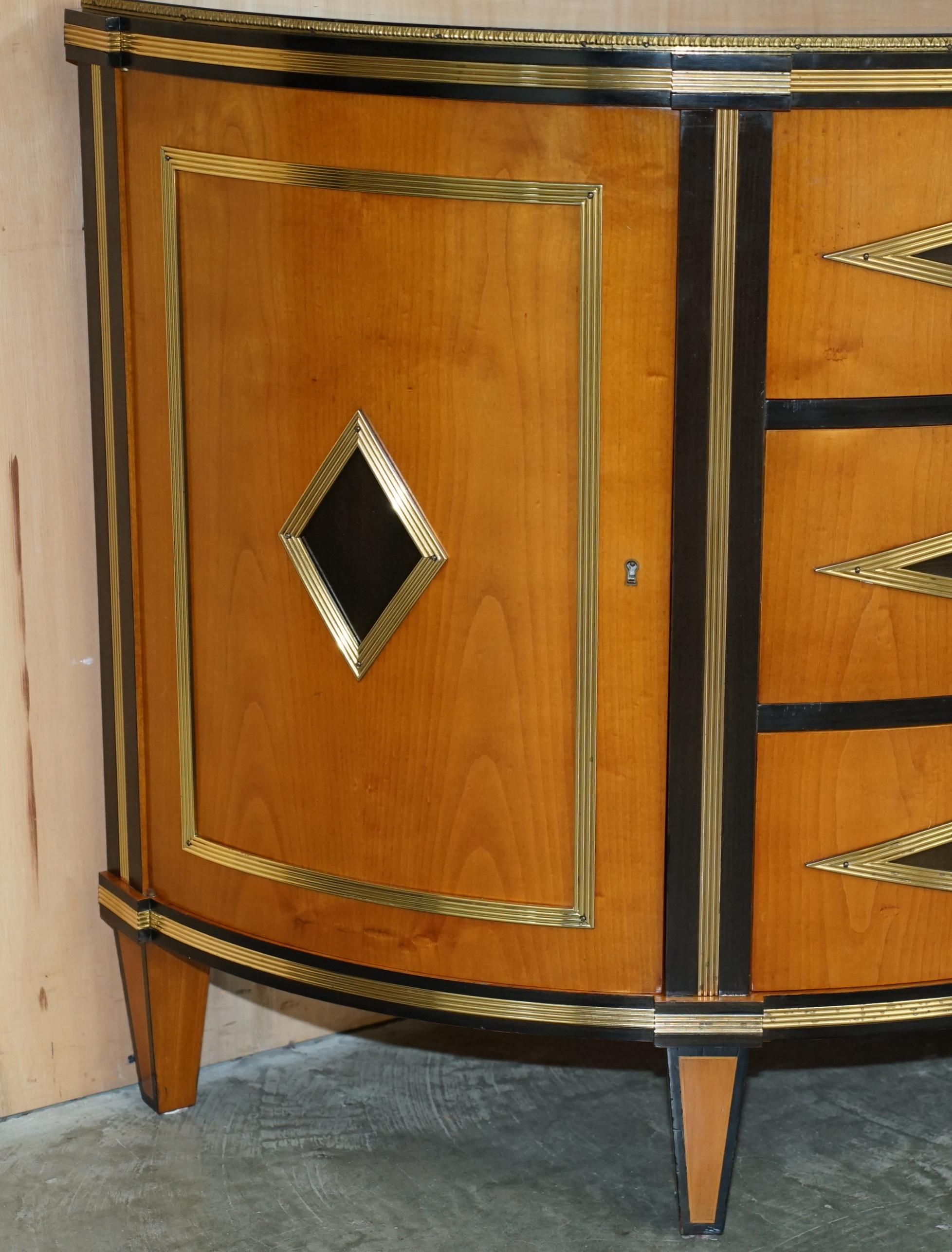 SATINHOLZ & MESSING COLOMBO MOBILI ITALIEN DEMI LUNE SiDEBOARD SCHRANKKOMPETENZ im Angebot 1