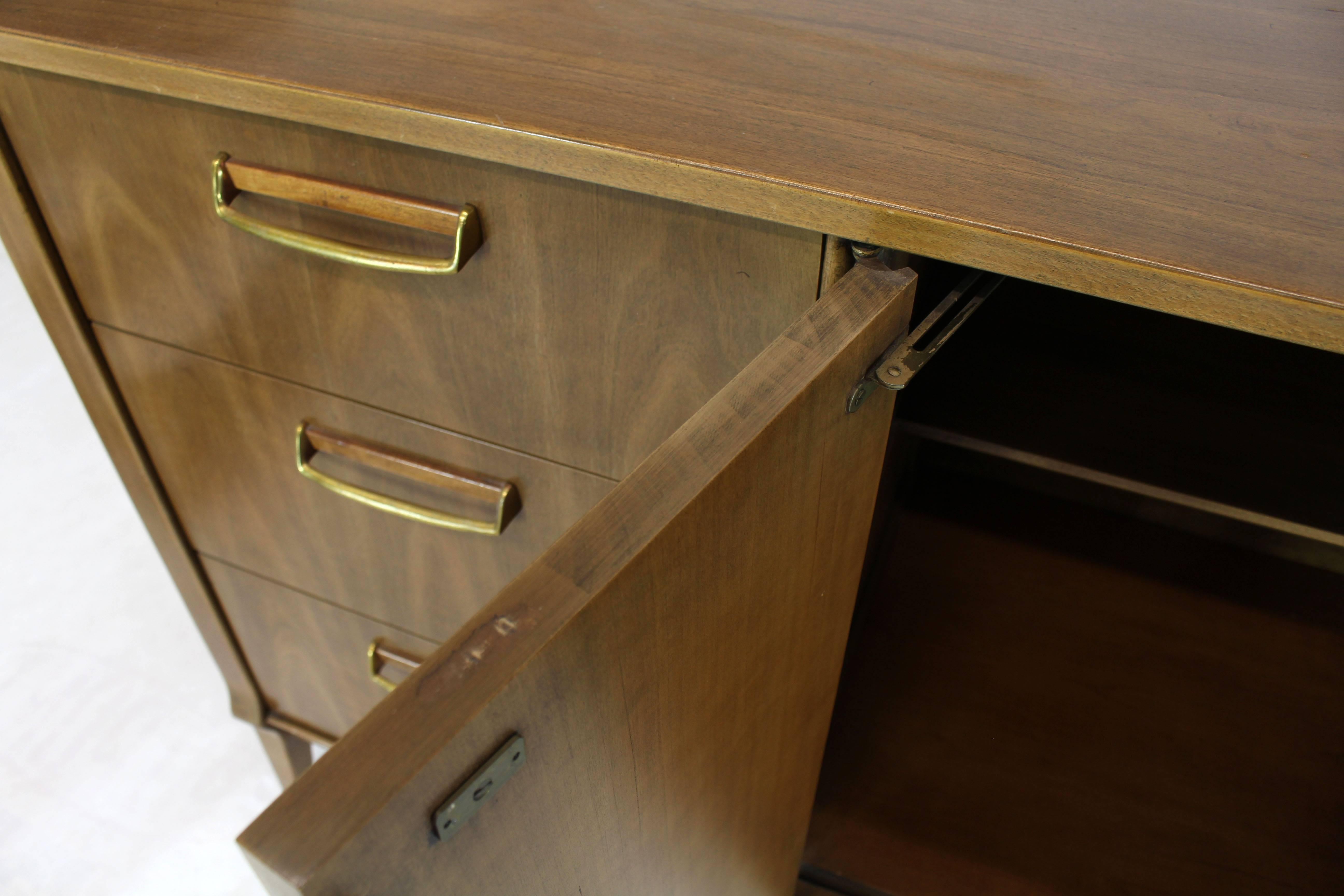 Americano Cassettiera Credenza in ottone satinato in vendita