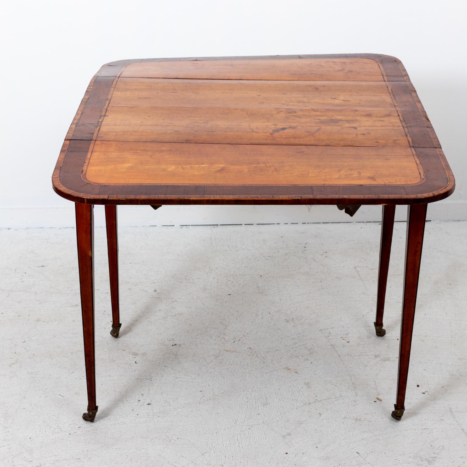 Late 18th Century Satinwood Pembroke Table For Sale