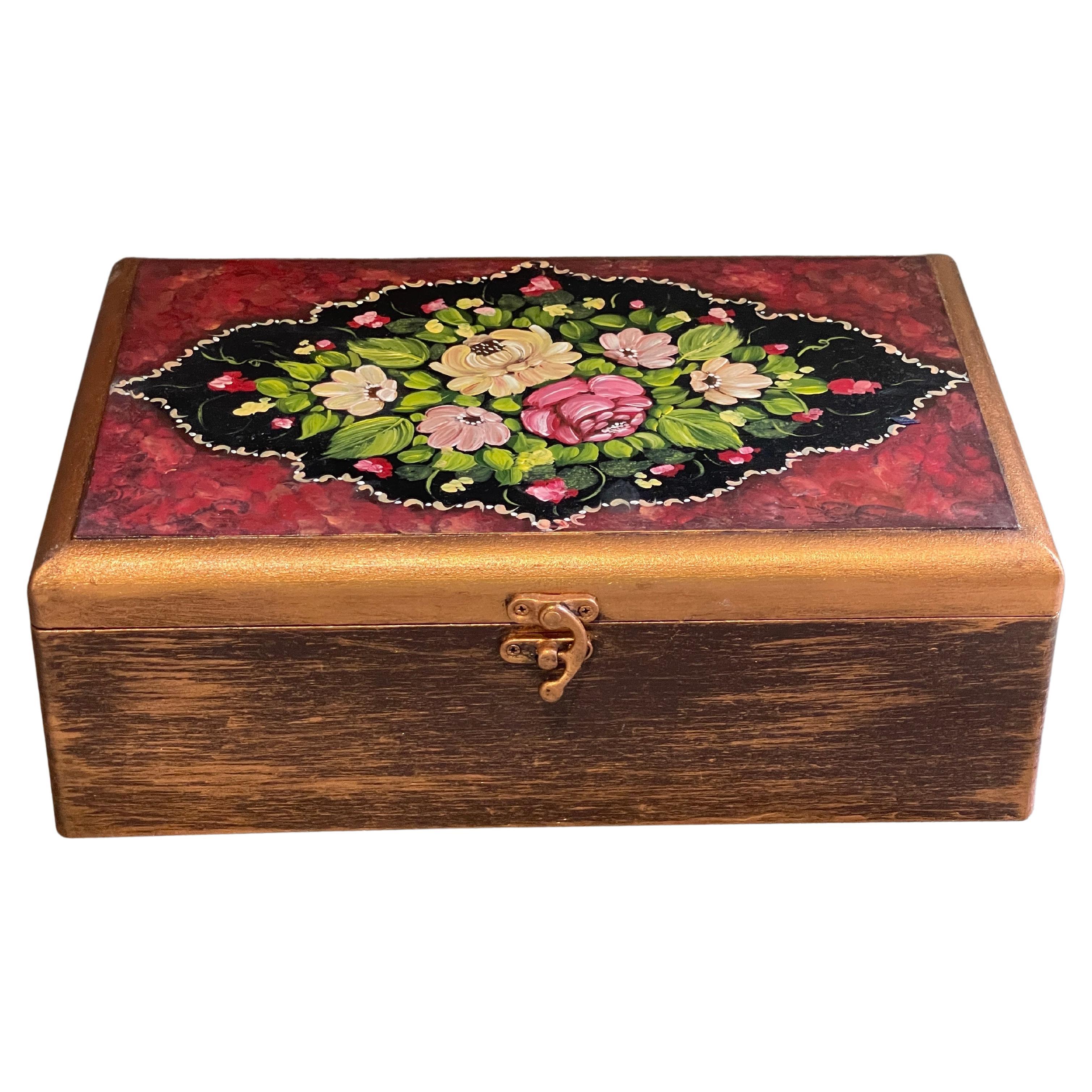 Vintage wooden Tea Caddy Box Conch Shell Oriental Flower and Chicken Hand Painting 
Impressive Flame Brown Mahogany Double Tea Caddy of Outstanding Quality, Workmanship, and compact size. Circa 1970.
The hinged lid is banded in satinwood, fabulously