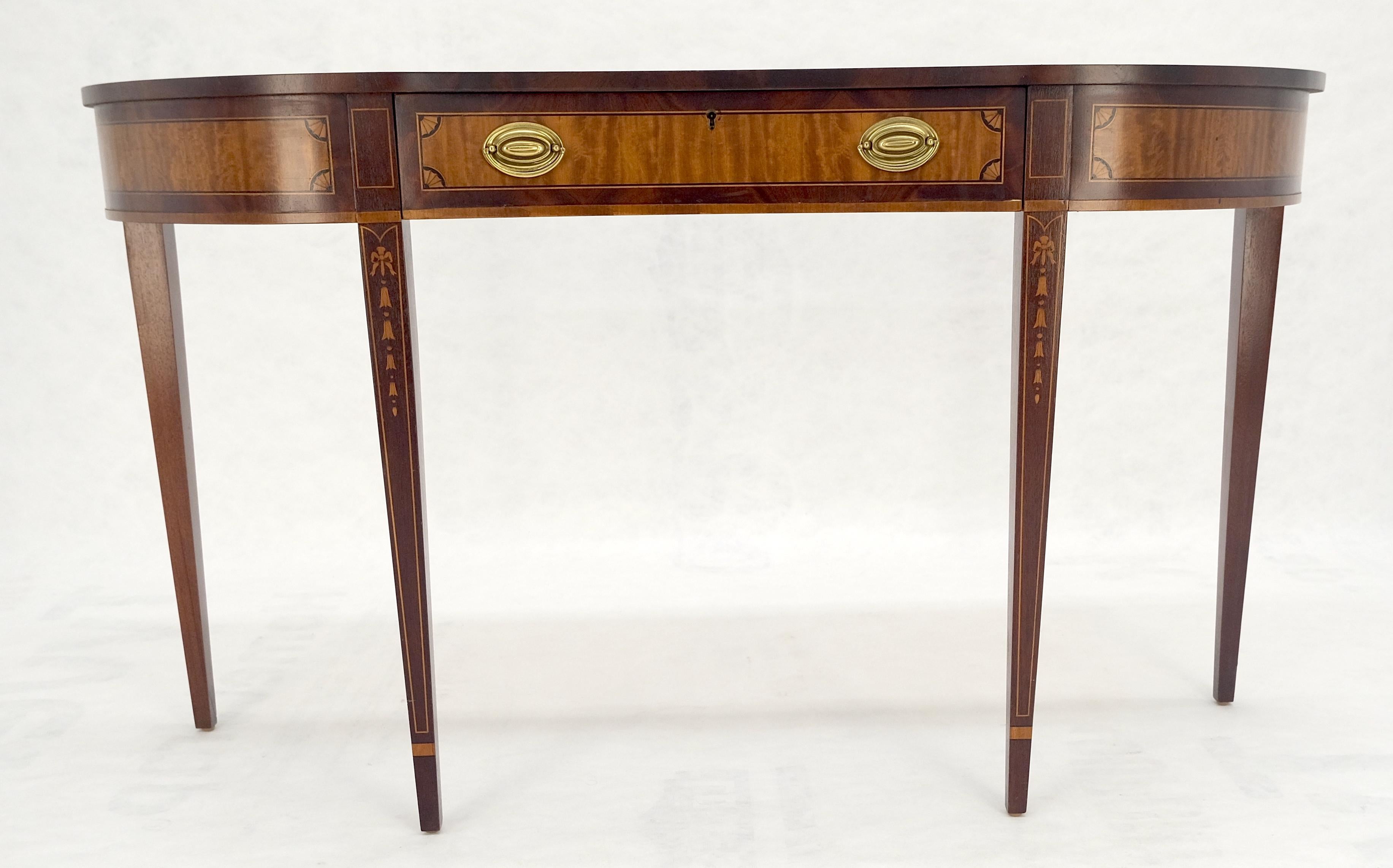 Américain Satinwood Very Fine Inlayed Serpentine Front One Drawer Console Sofa Table MINT! en vente